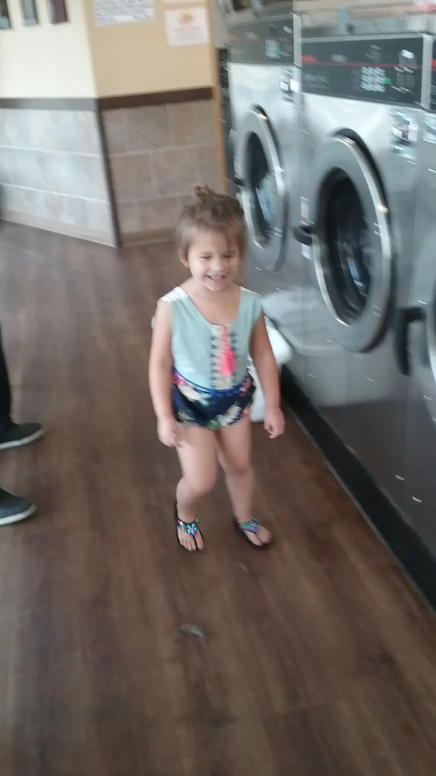 Rain City Laundry - Image 17