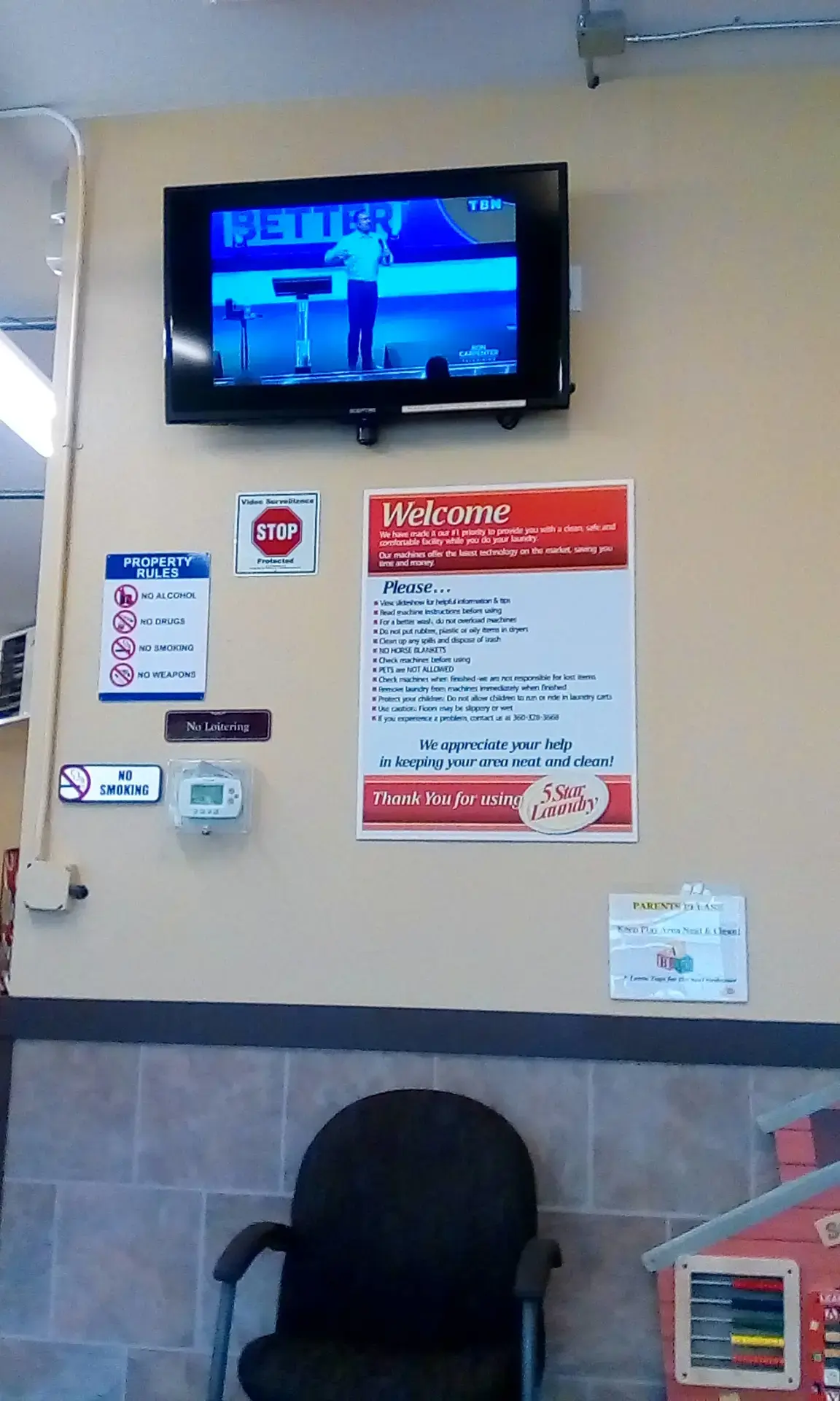 Rain City Laundry - Image 15