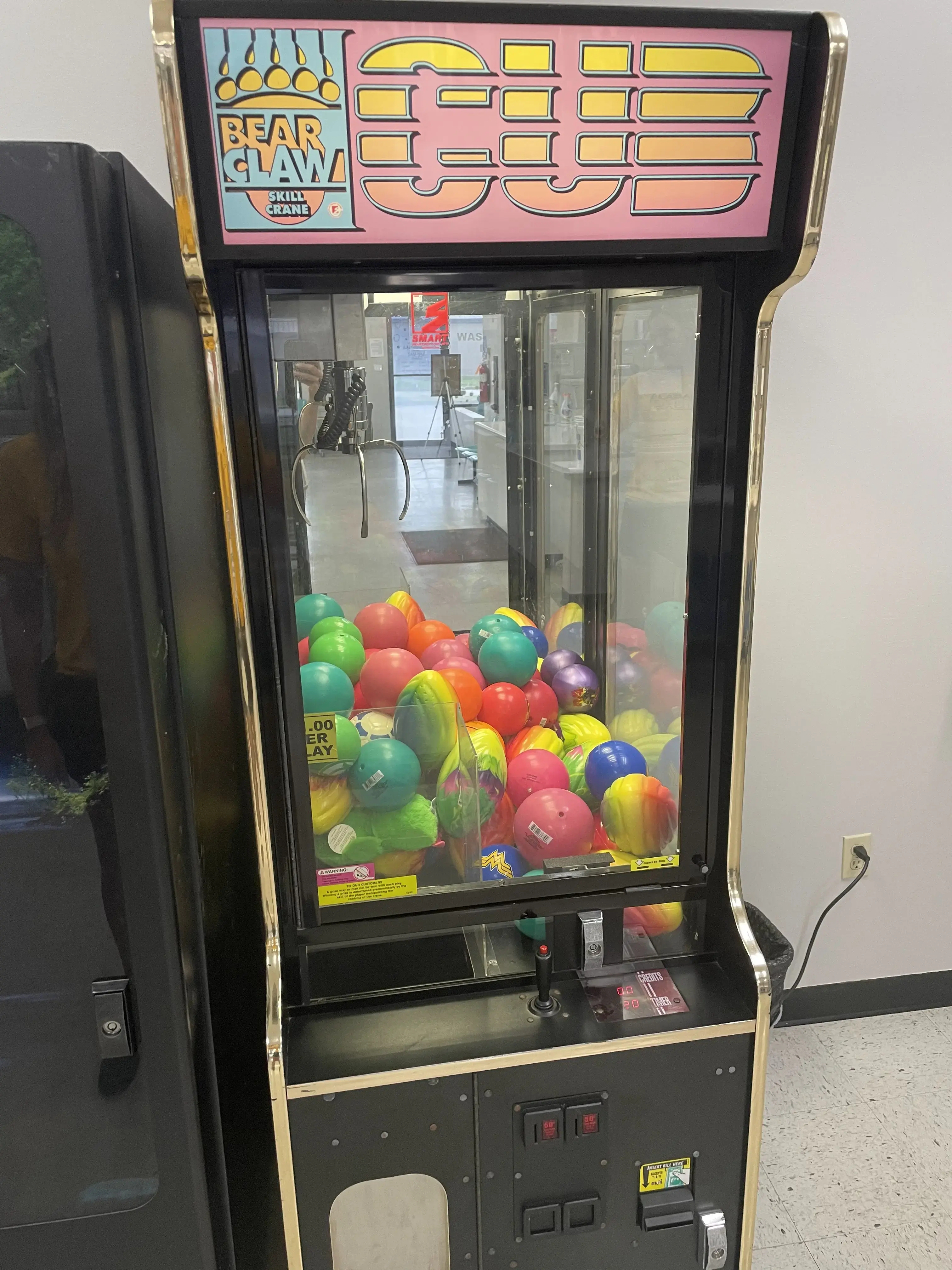Rain Or Shine Laundromat - Image 6