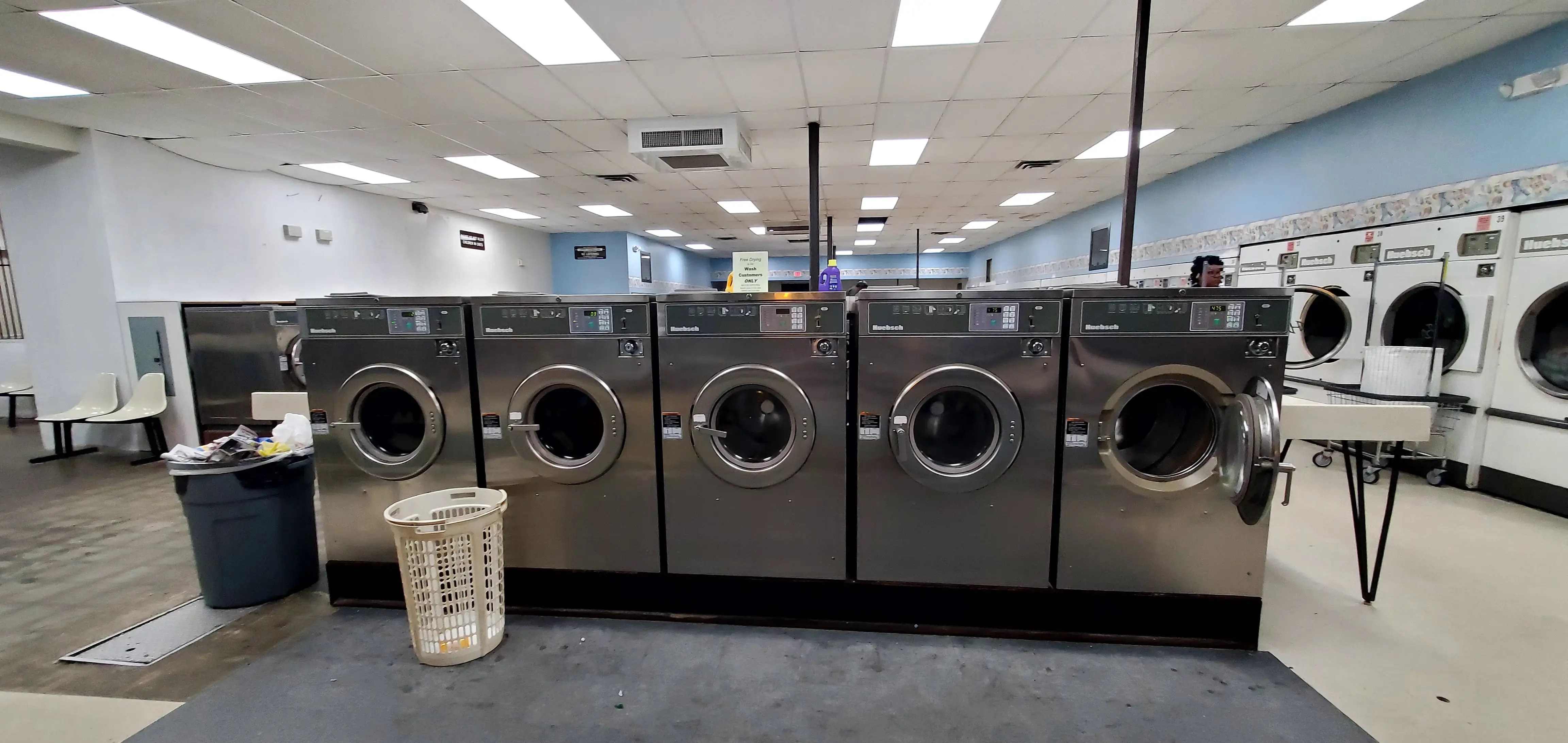Rainbow Laundry location
