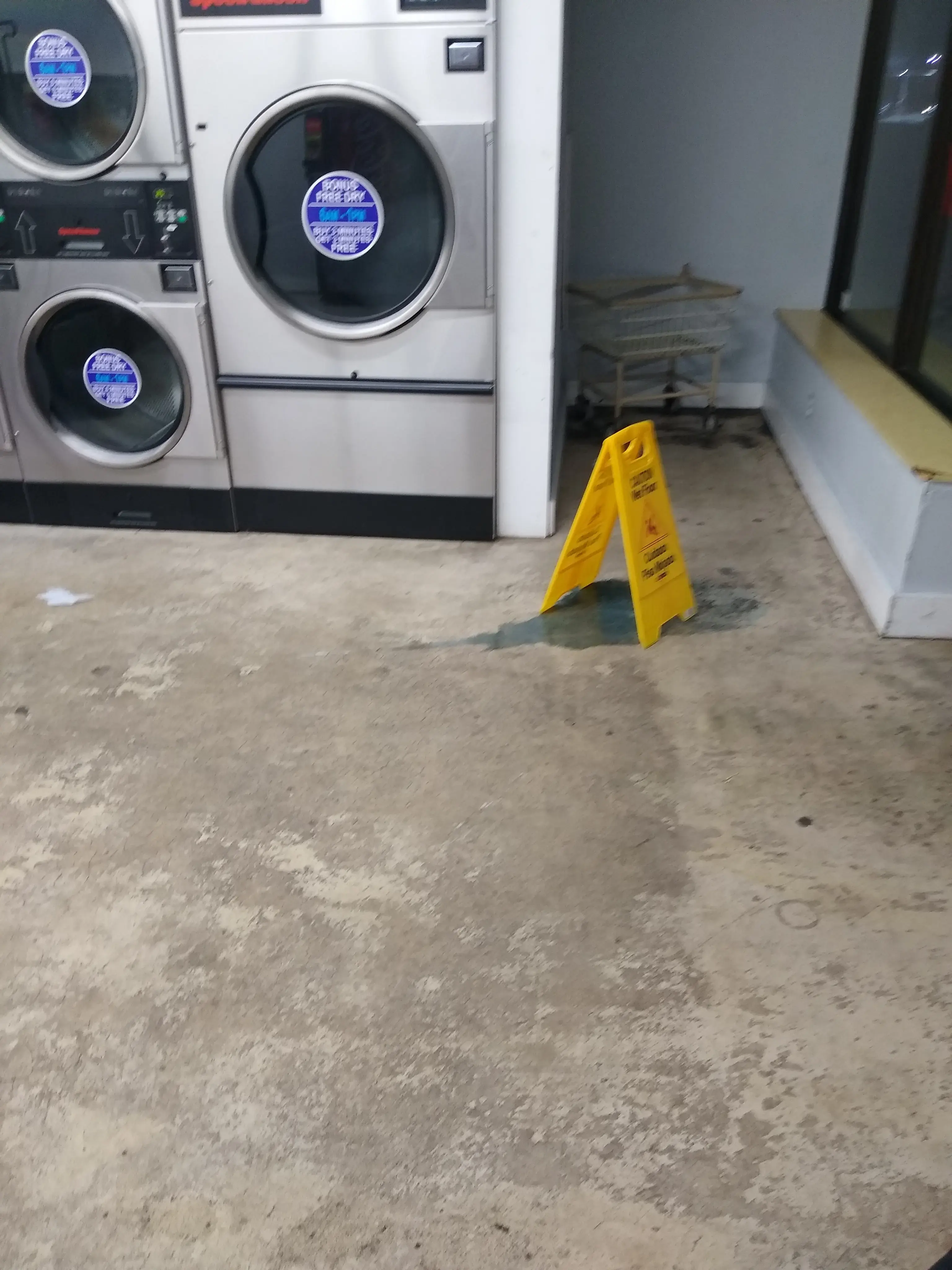 Rainbow Laundry KC - Image 6
