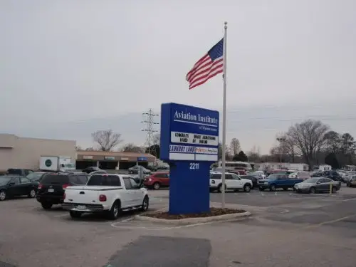 Rainbow Laundry Land Laundromat - Image 3