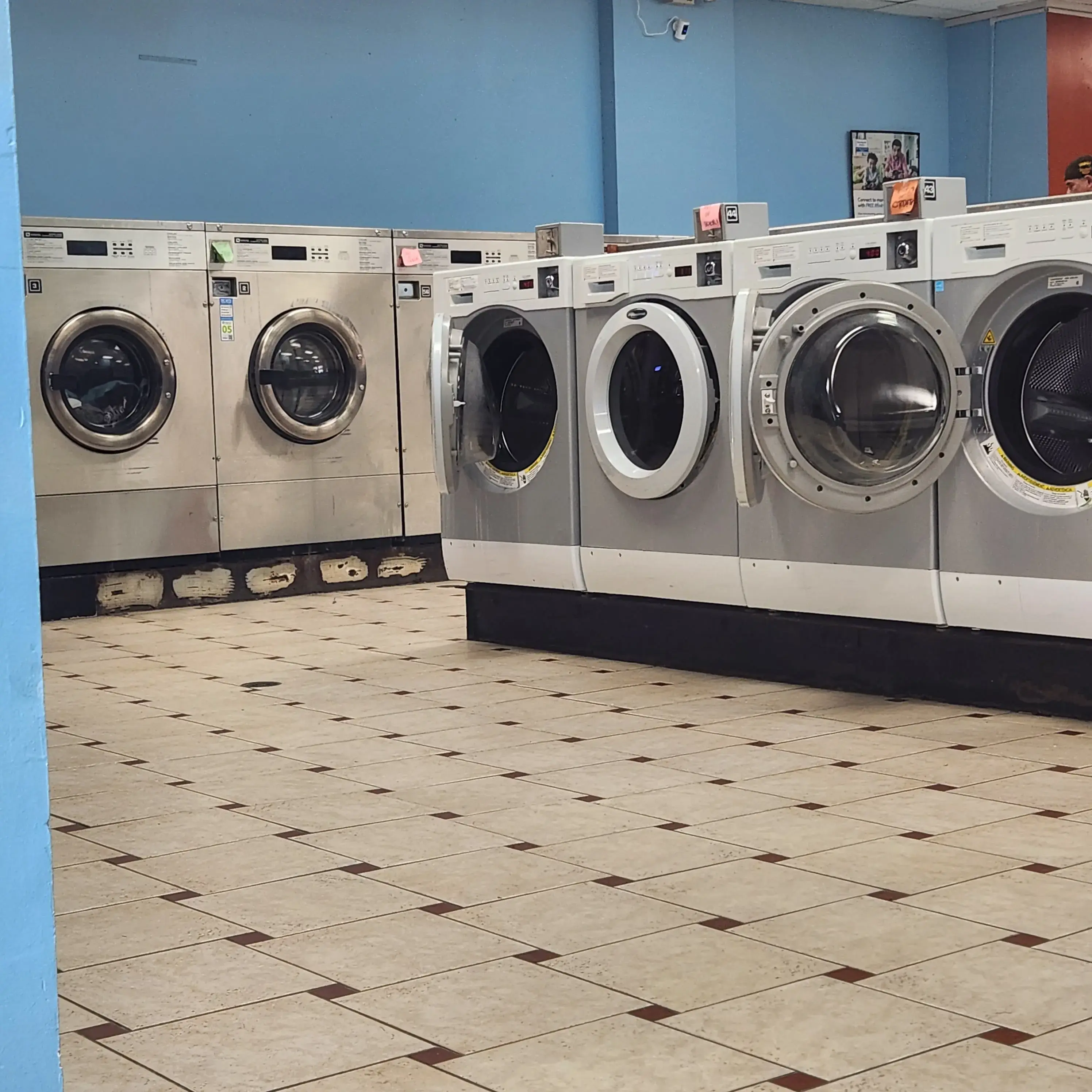Rainbow Laundry location