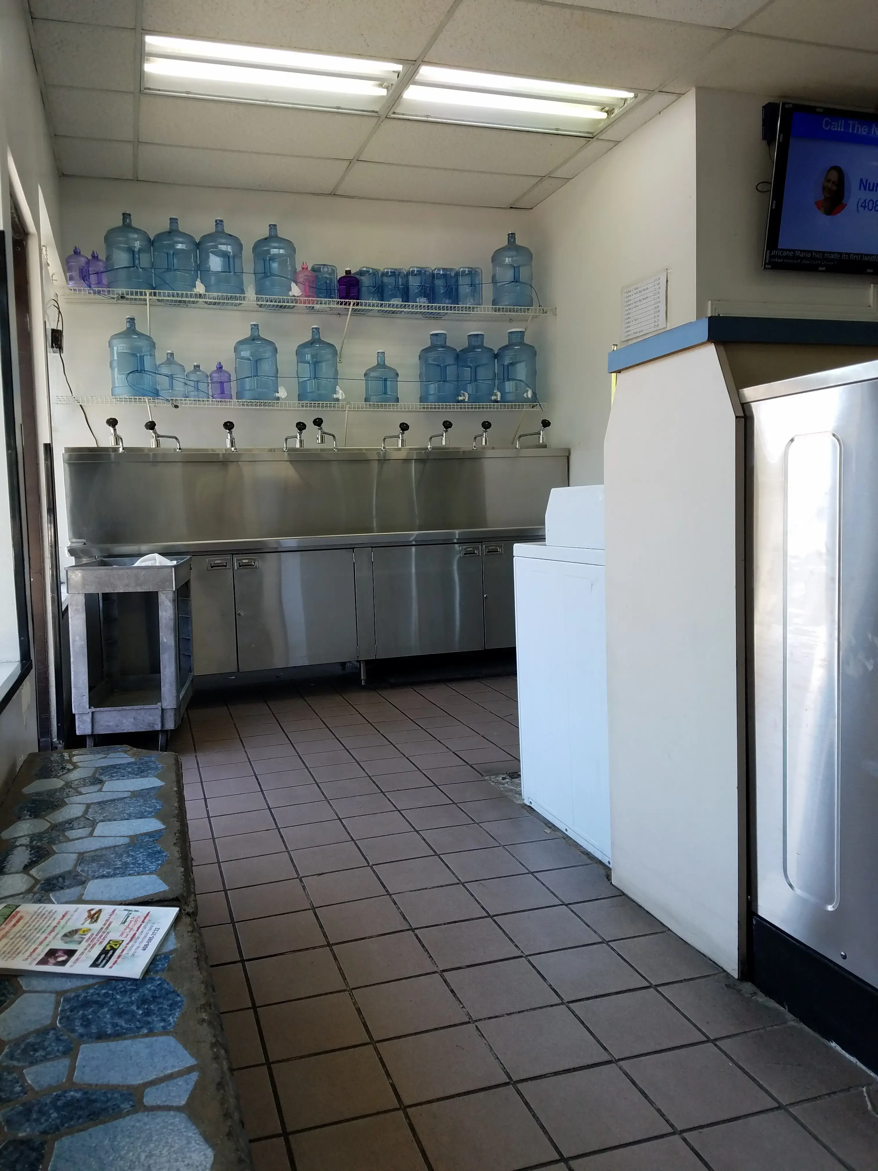 Rainbow Laundry & Water - Image 9