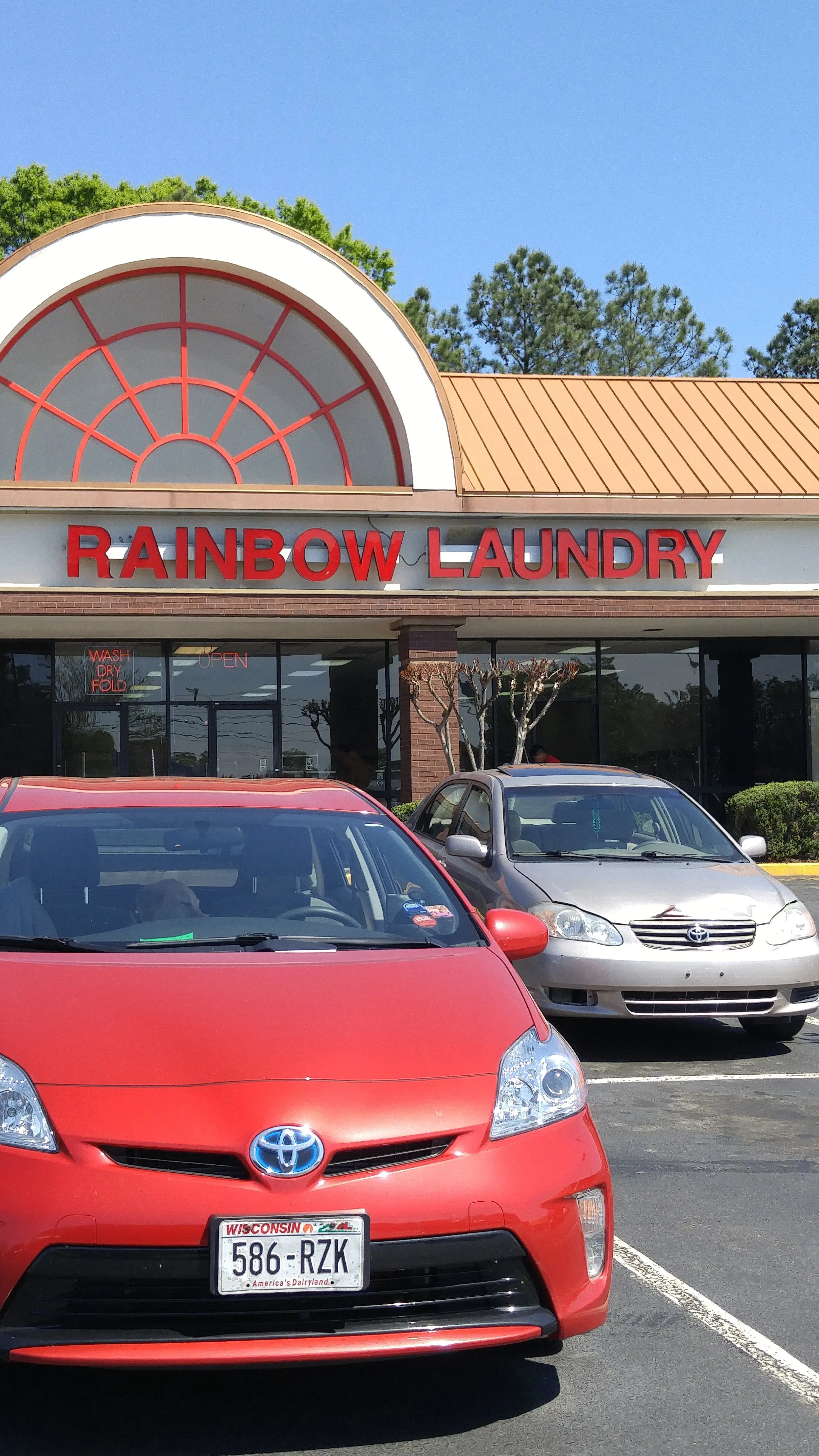 Rainbow Maytag Coin Laundry thumbnail 5