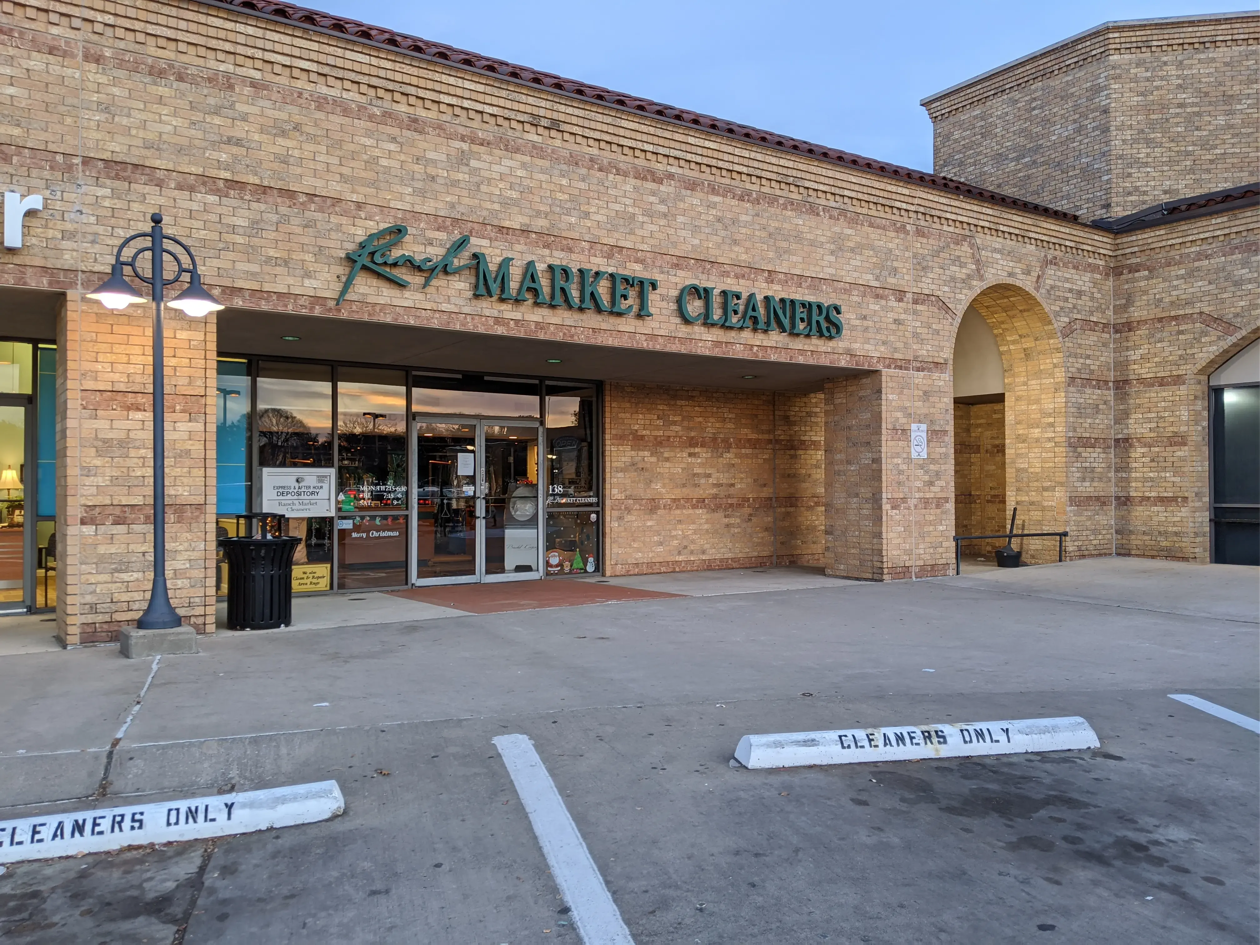 Ranch Market Cleaners thumbnail 3