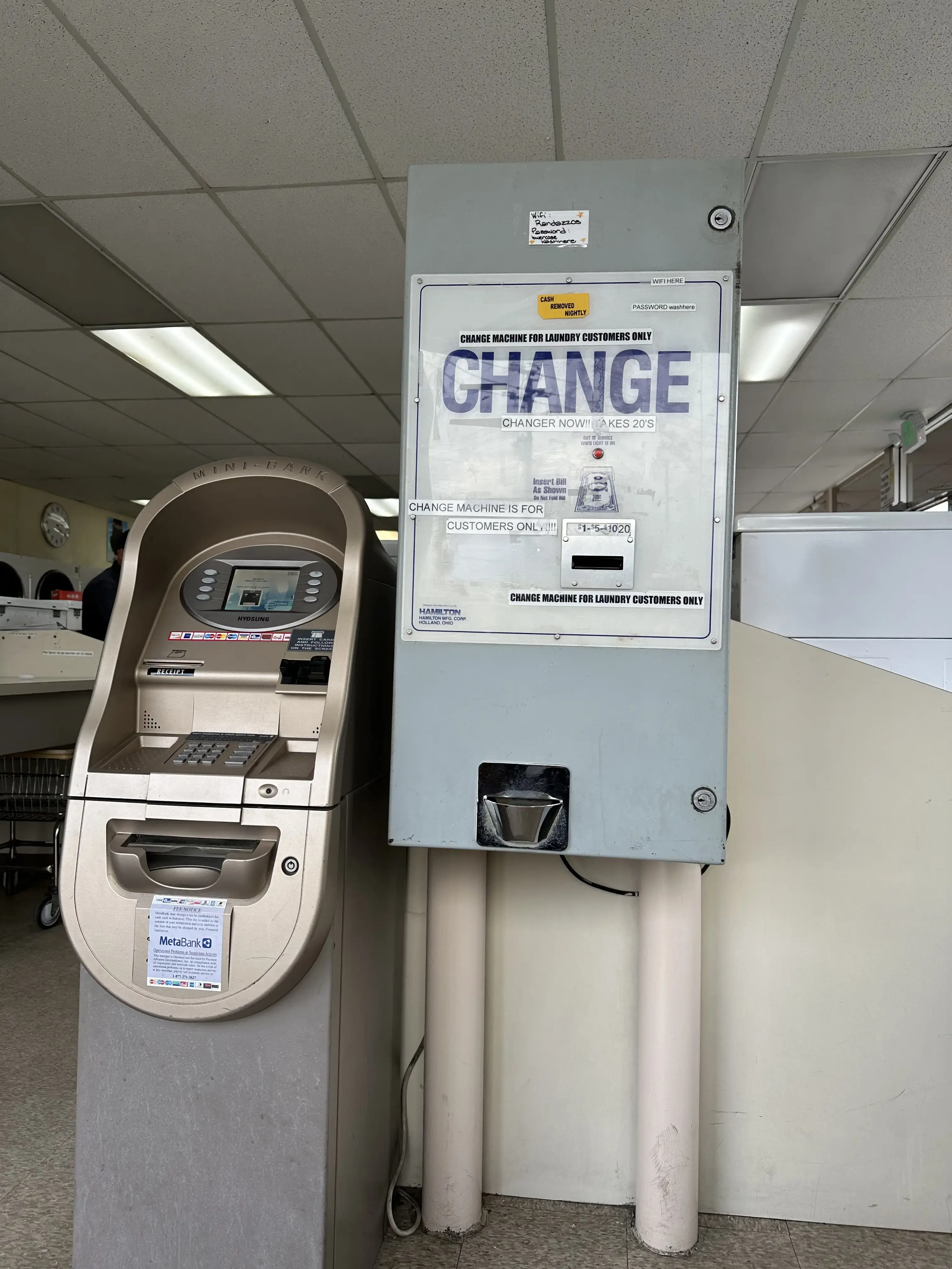 Randazzo's Wash & Dry - Image 11