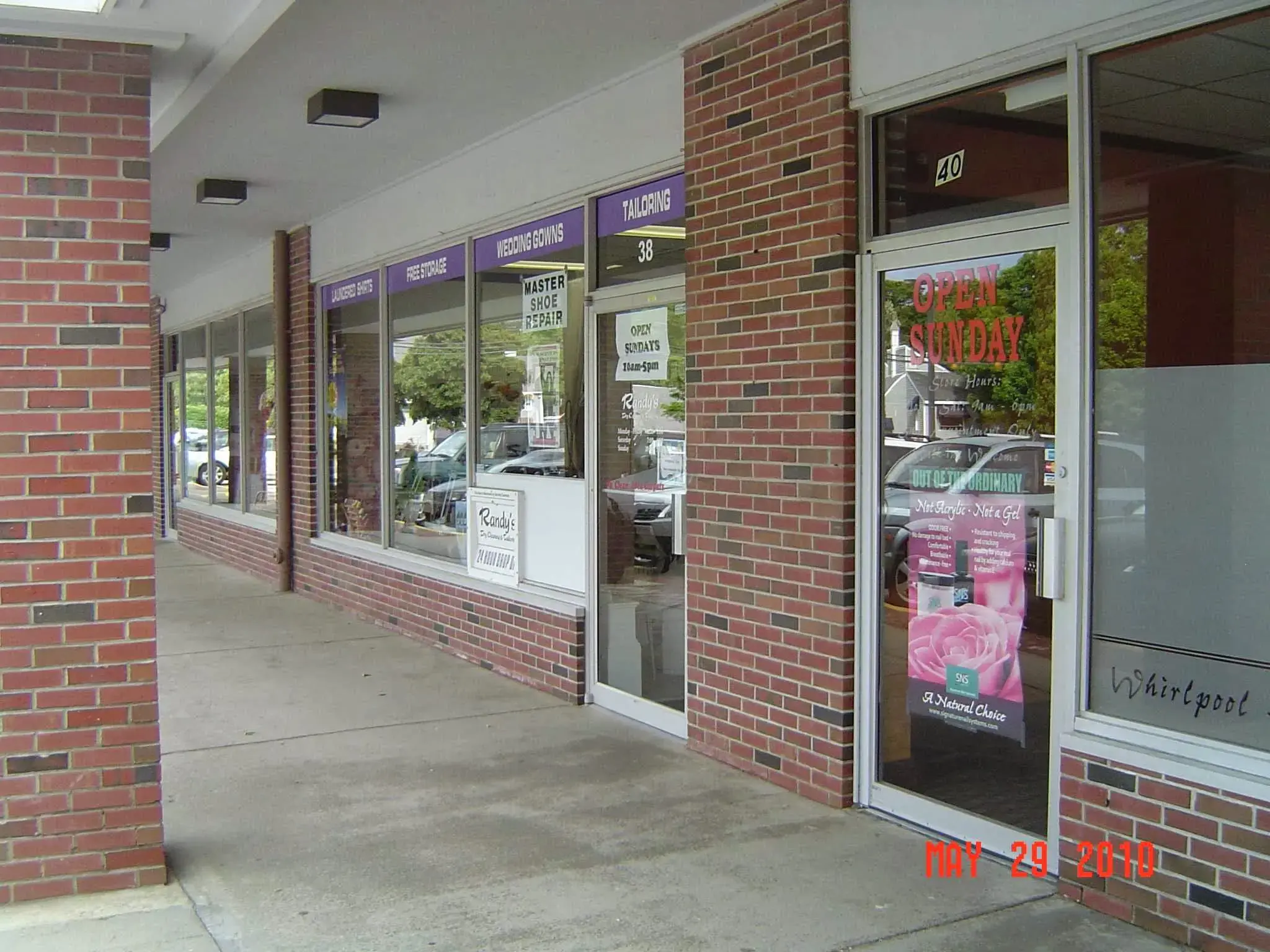 Randy's Dry Cleaning & Tailoring thumbnail 2