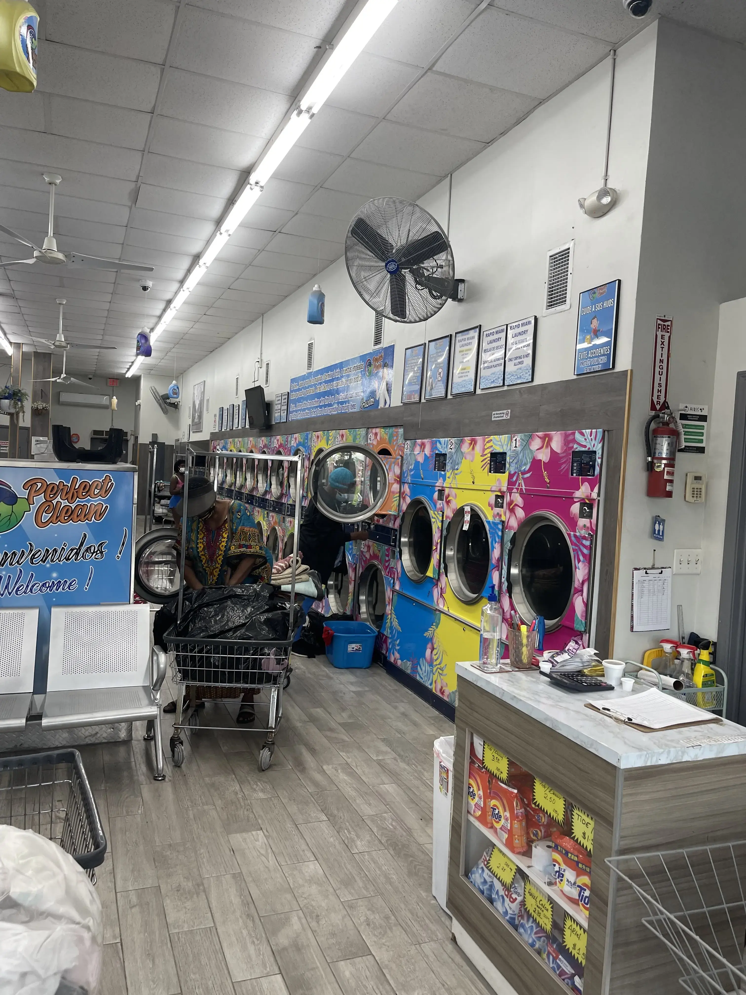 Rapid Miami Coin Laundry - Image 20