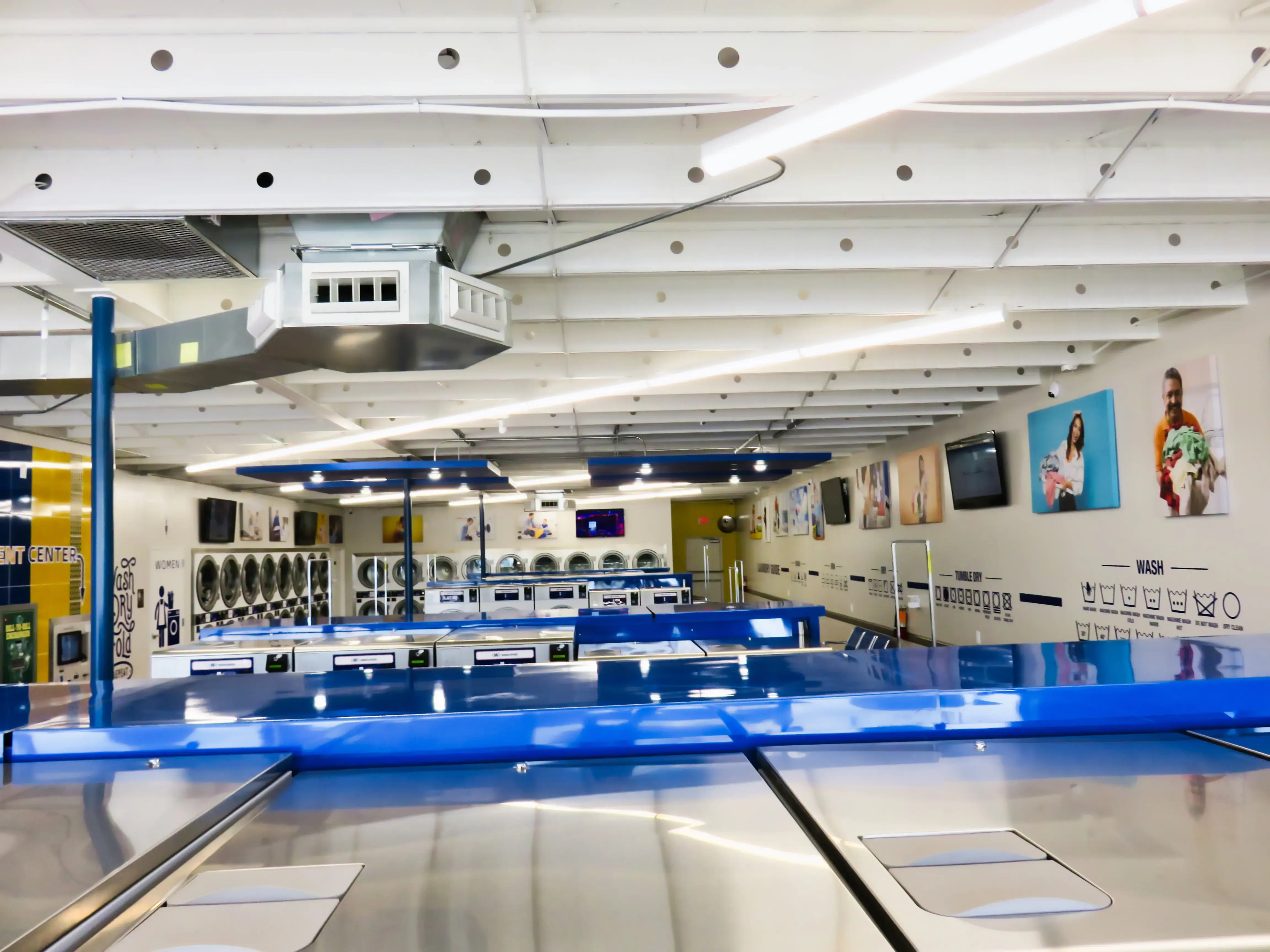 Rapido Wash Laundromat - Wash N Fold thumbnail 20