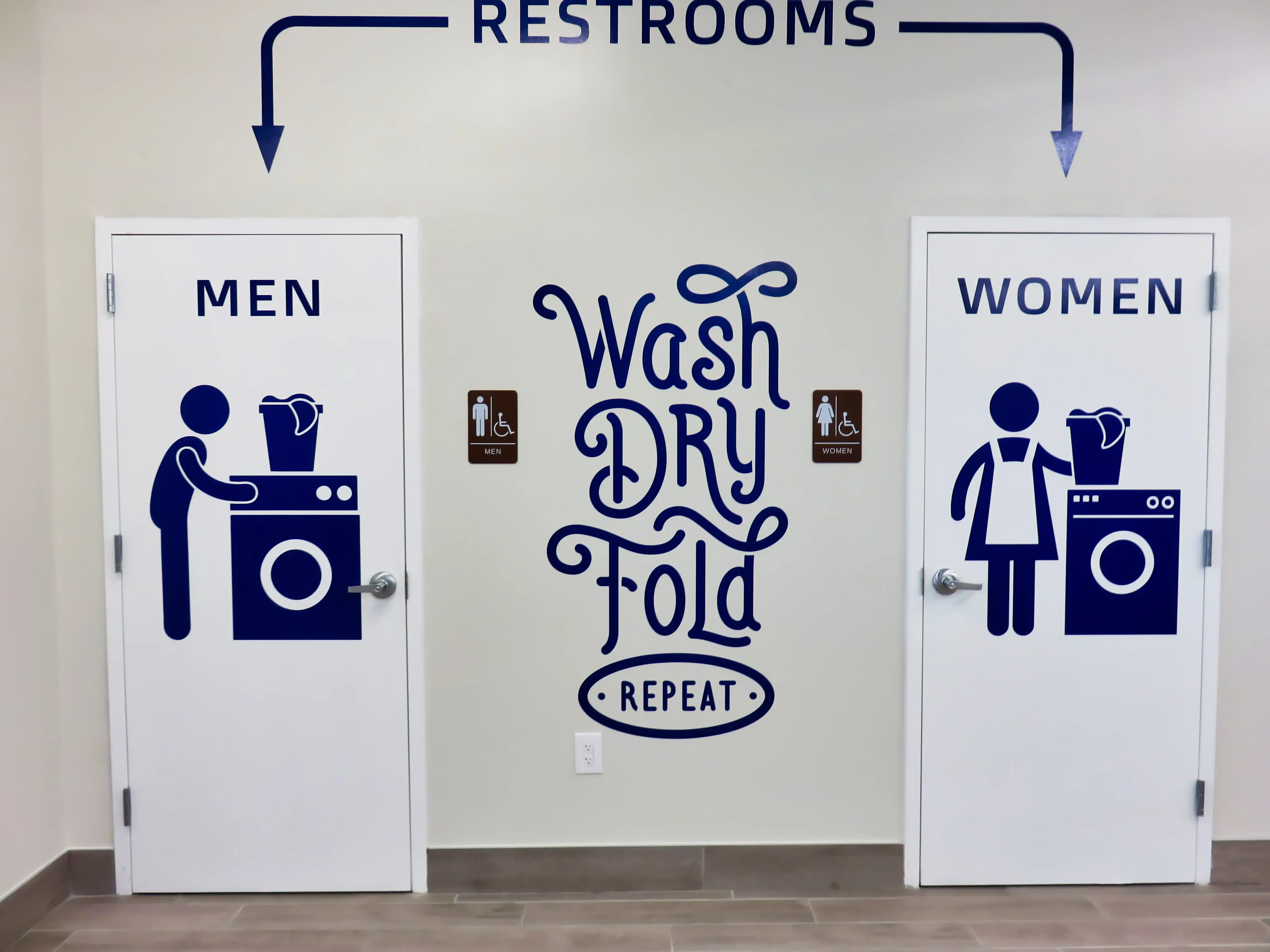 Rapido Wash Laundromat - Wash N Fold thumbnail 8