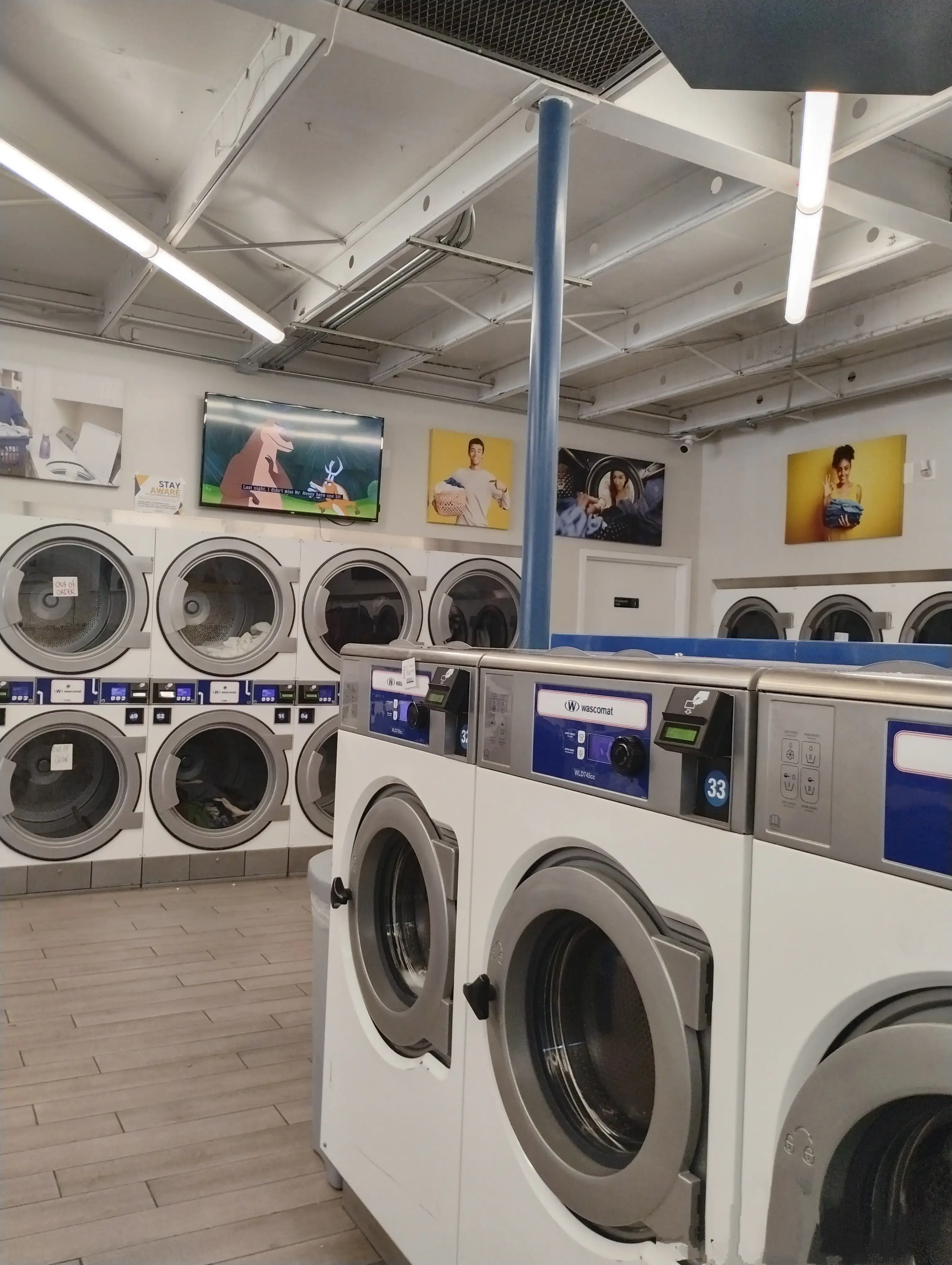 Rapido Wash Laundromat - Wash N Fold - Image 2