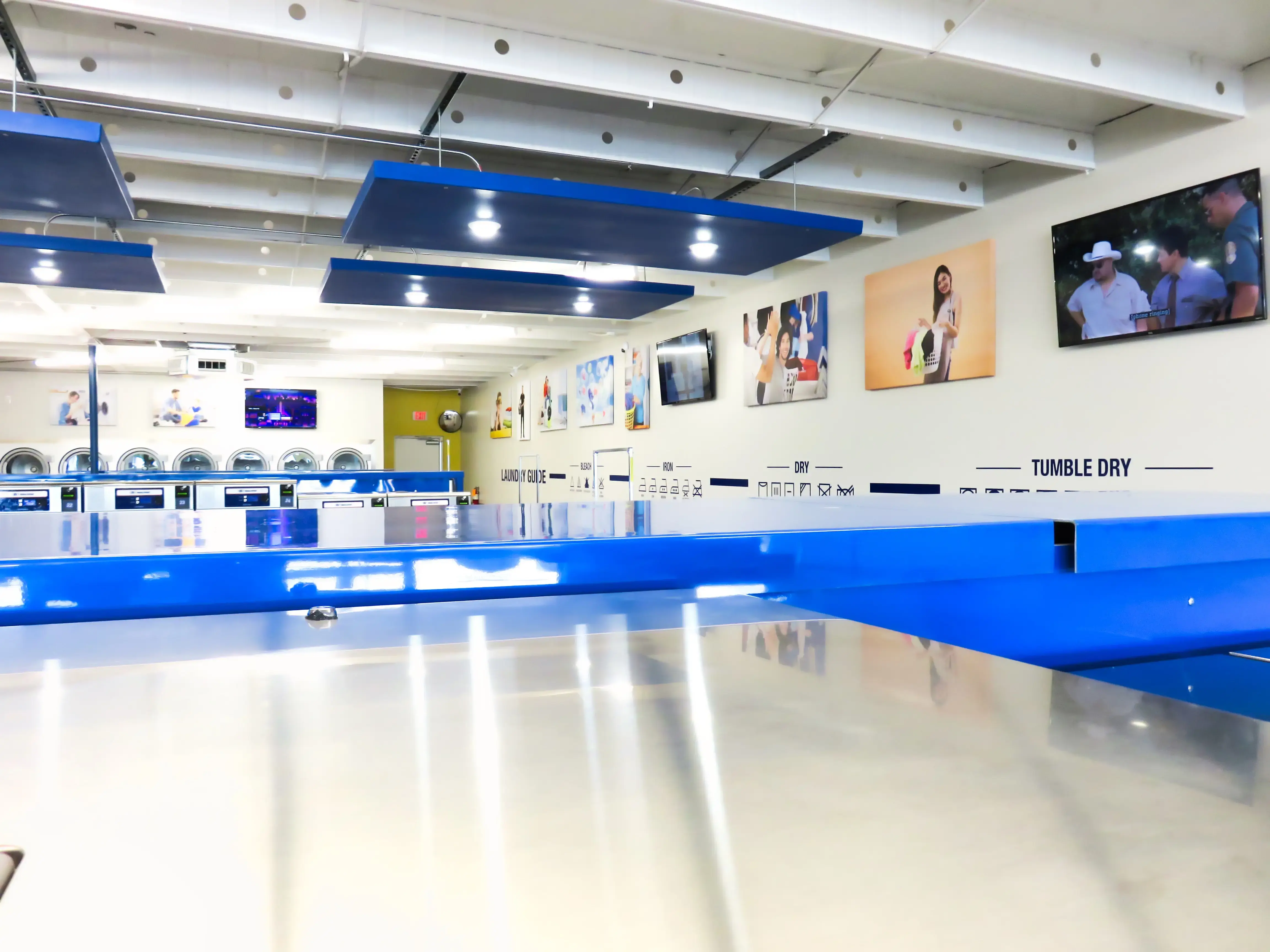 Rapido Wash Laundromat - Wash N Fold thumbnail 16