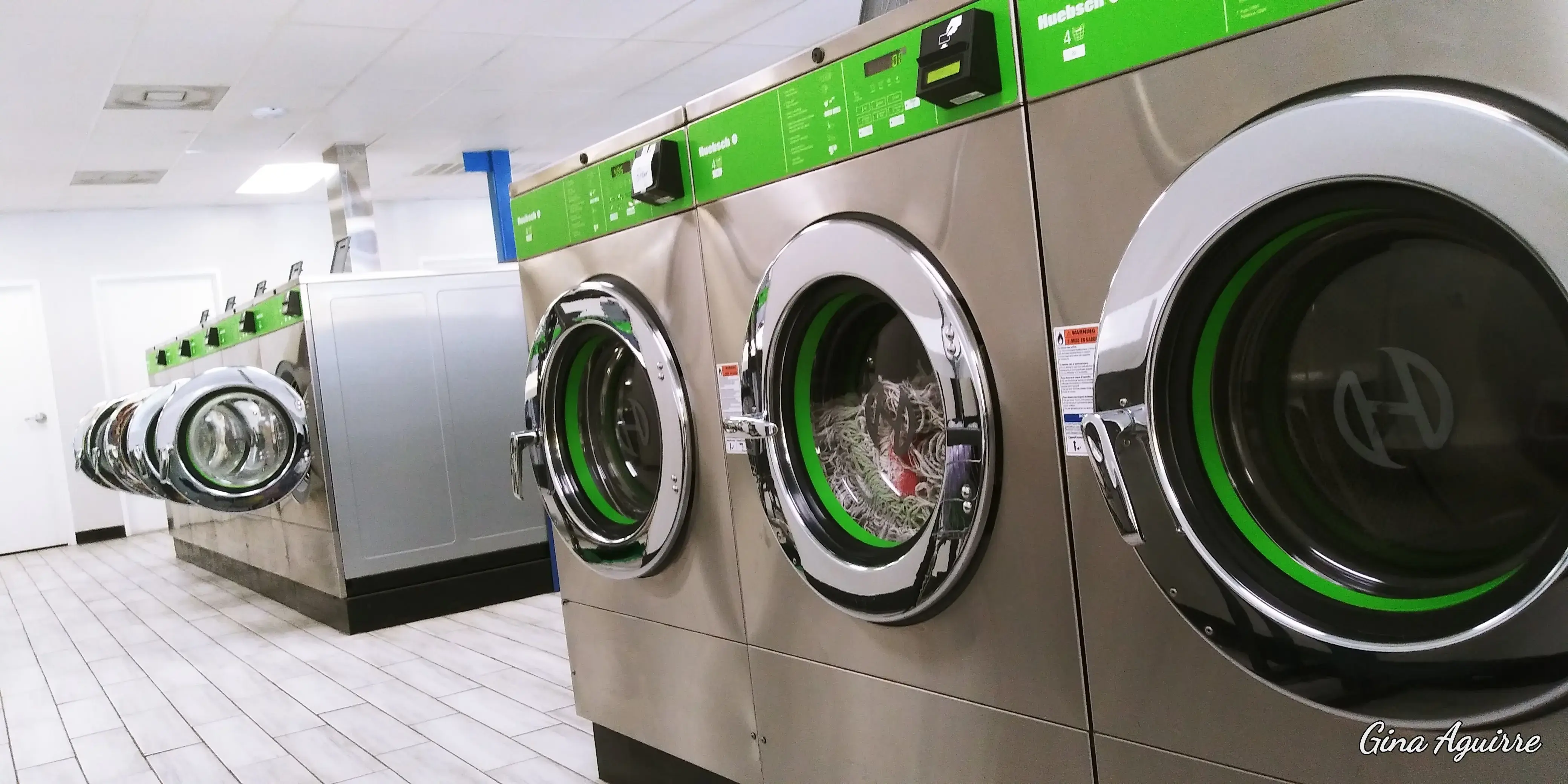 Rapido Wash Laundromat- Wash n Fold #2 - Image 9