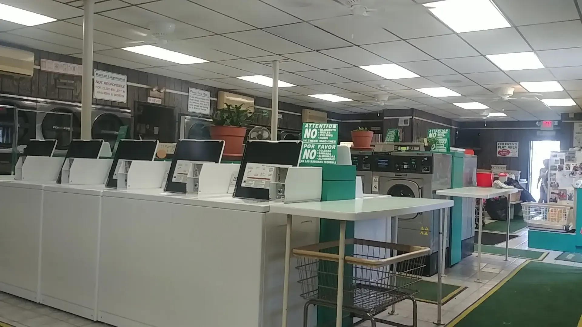 Raritan Laundromat - Image 3