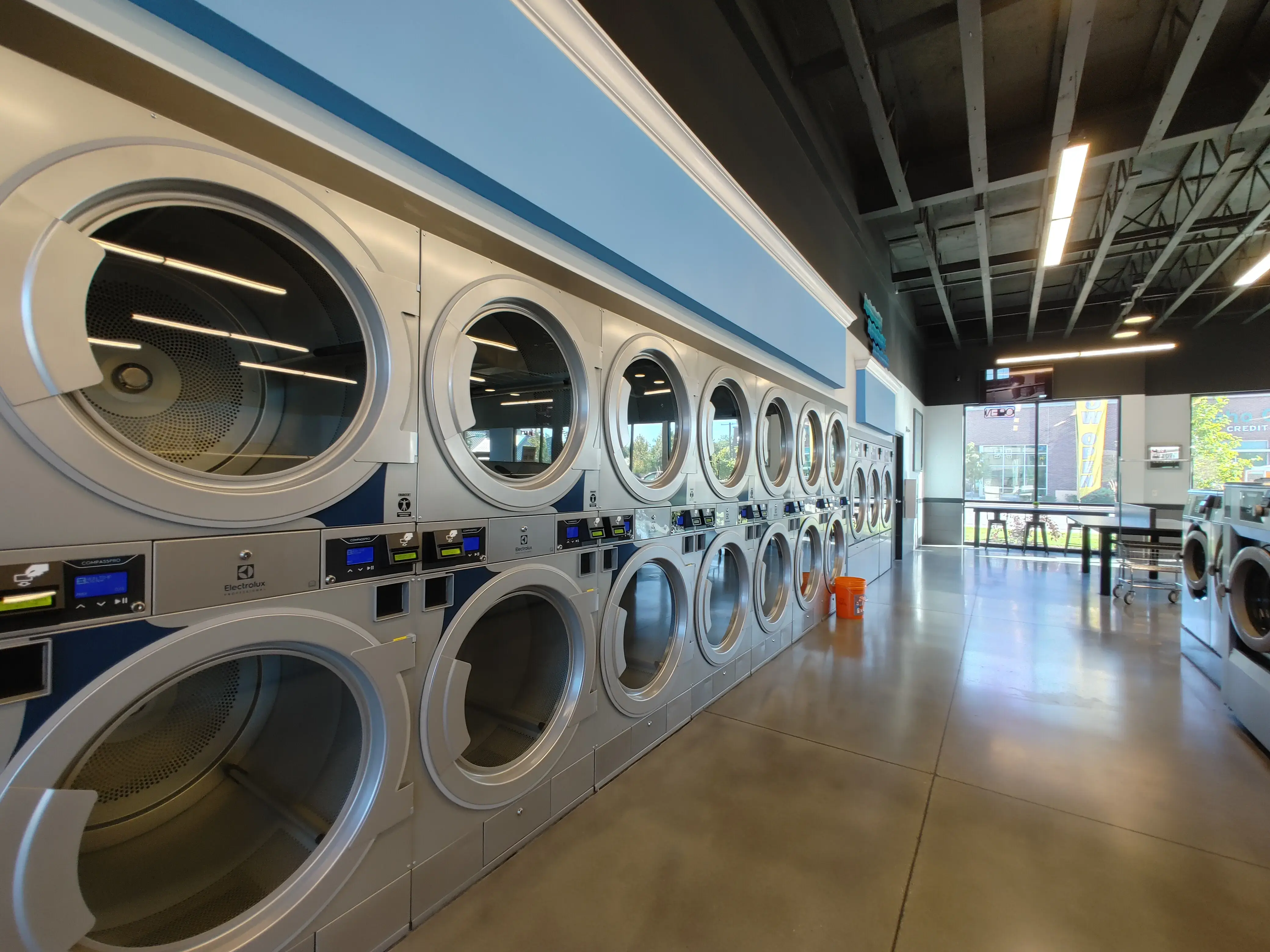 Rave Laundry - Boise, Vista (Canal Street) - Image 18