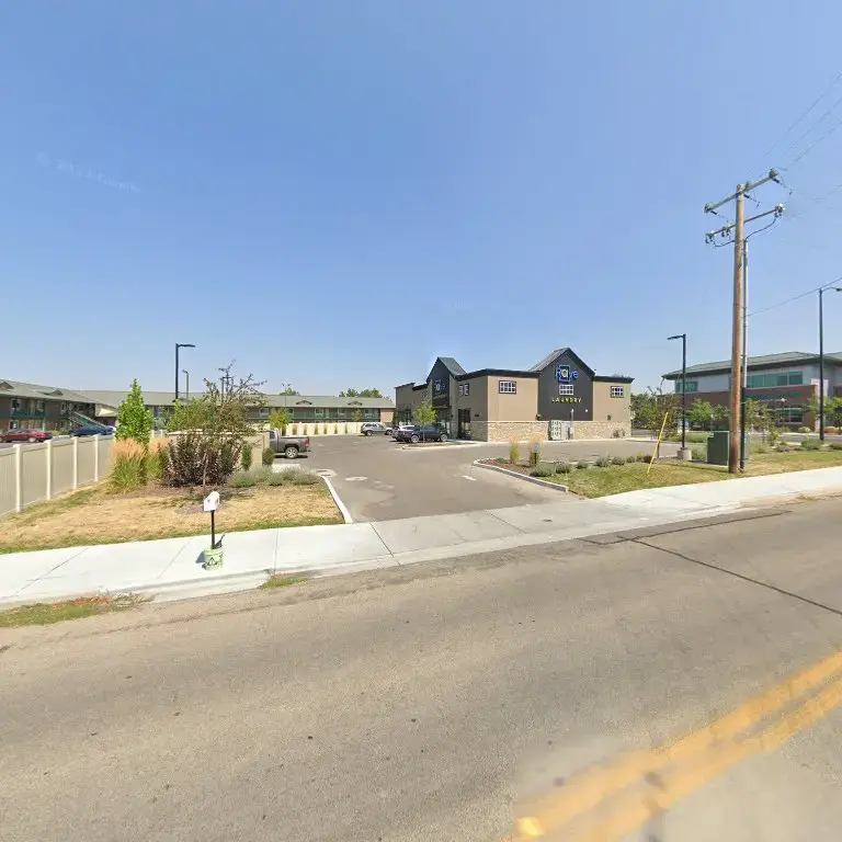 Rave Laundry - Boise, Vista (Canal Street) thumbnail 19