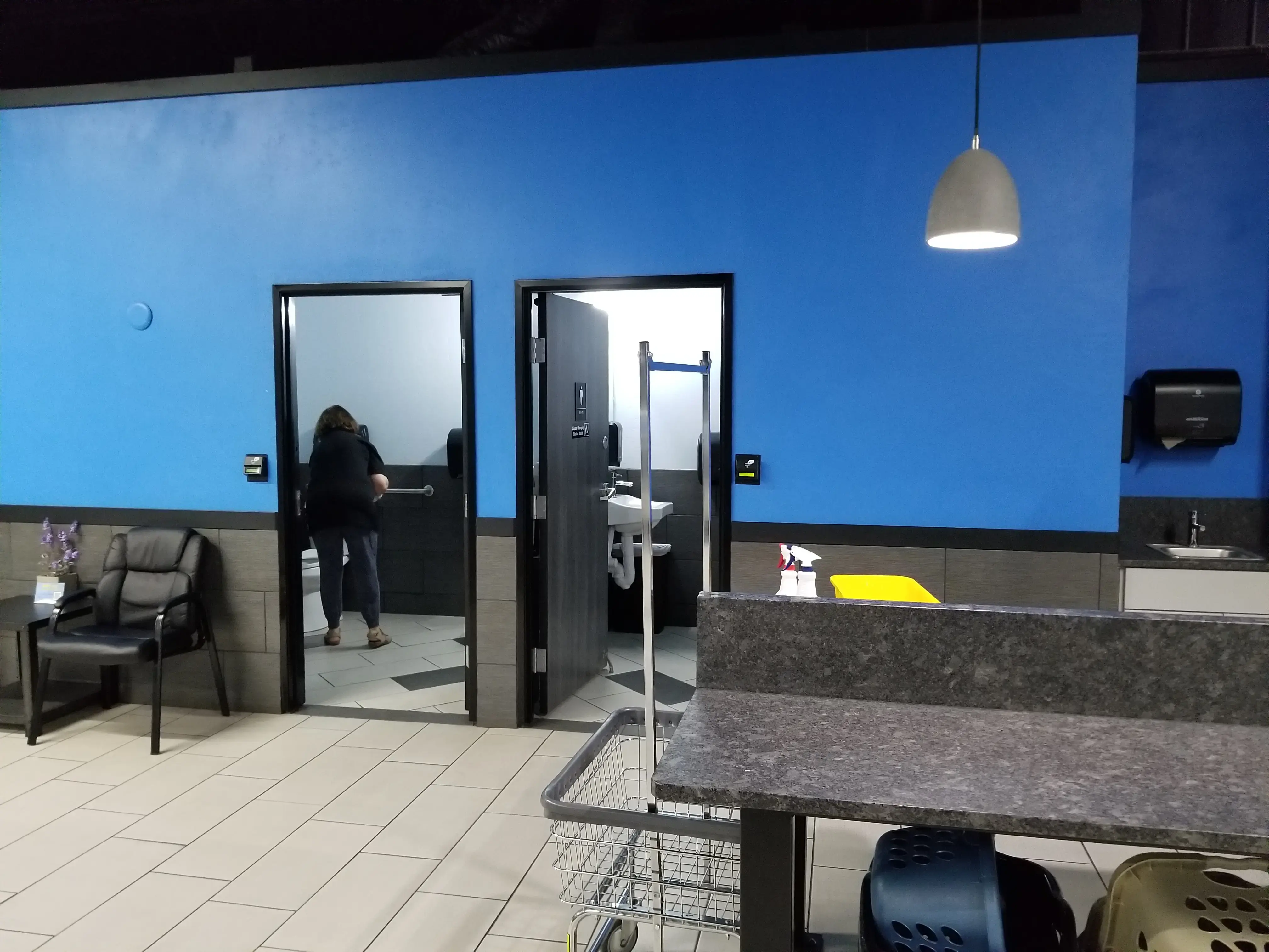 Rave Laundry - Meridian - Image 9