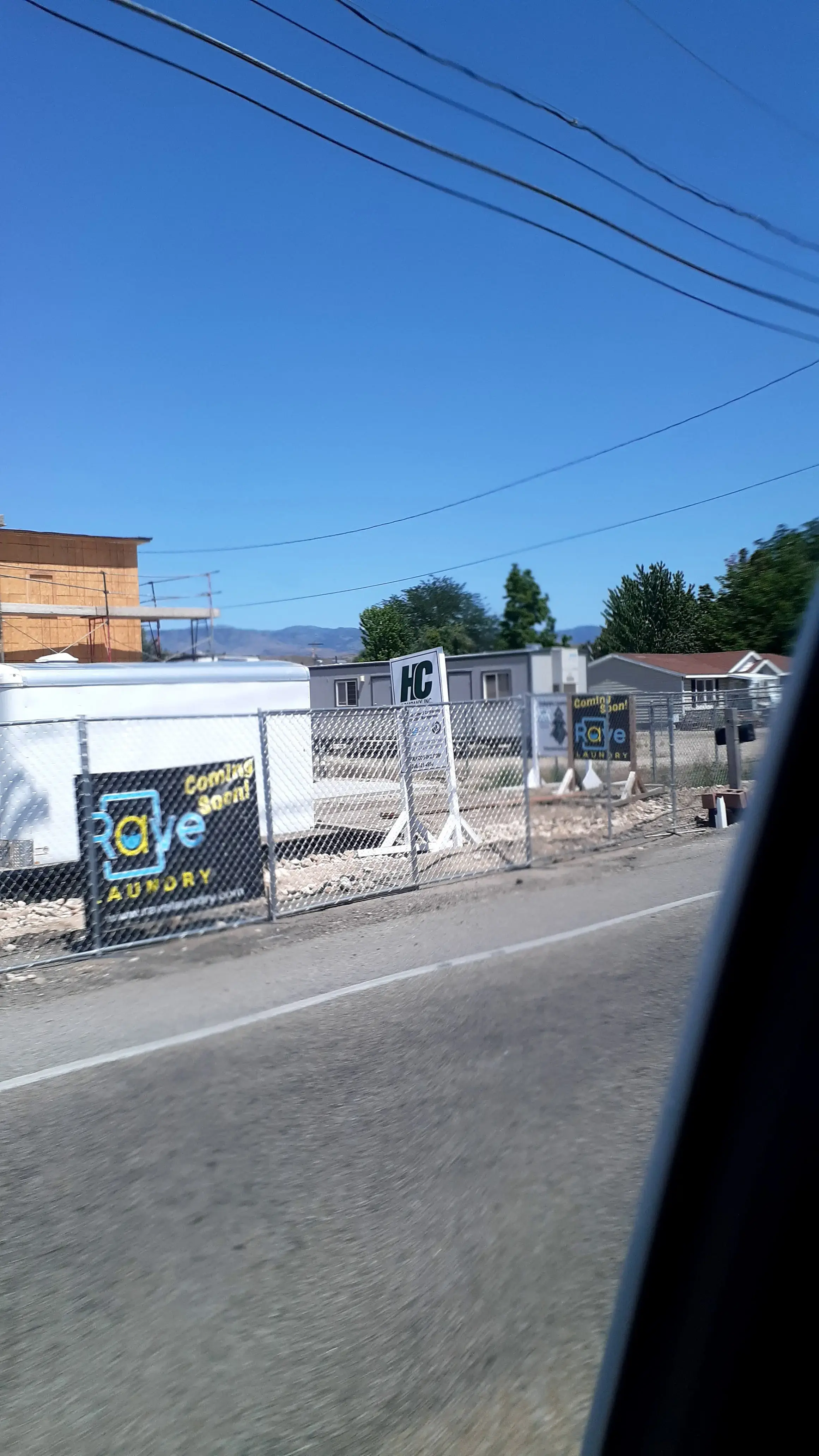 Rave Laundry - Northwest Boise (State Street) - Image 15