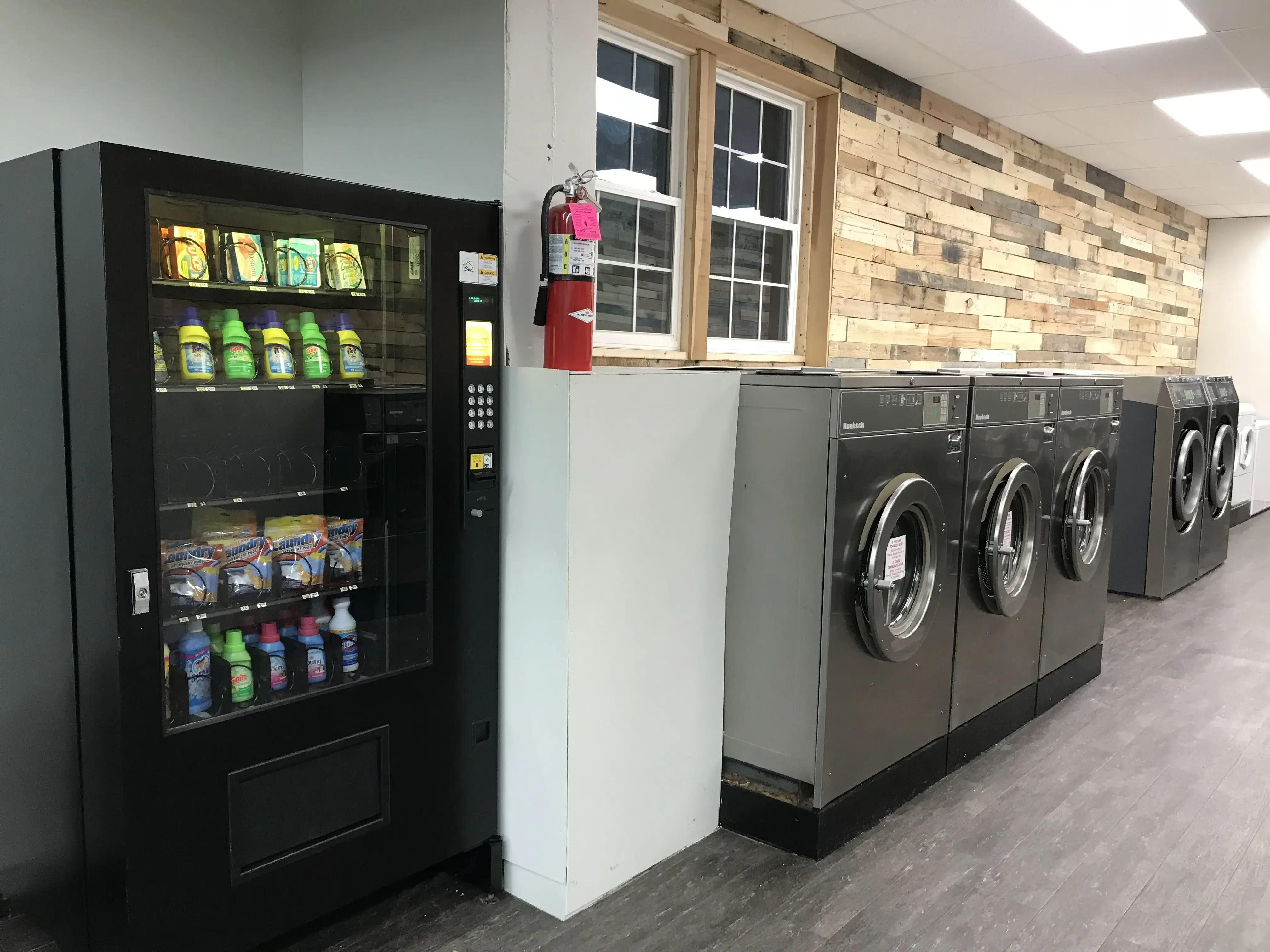 Reading Laundromat - Image 18