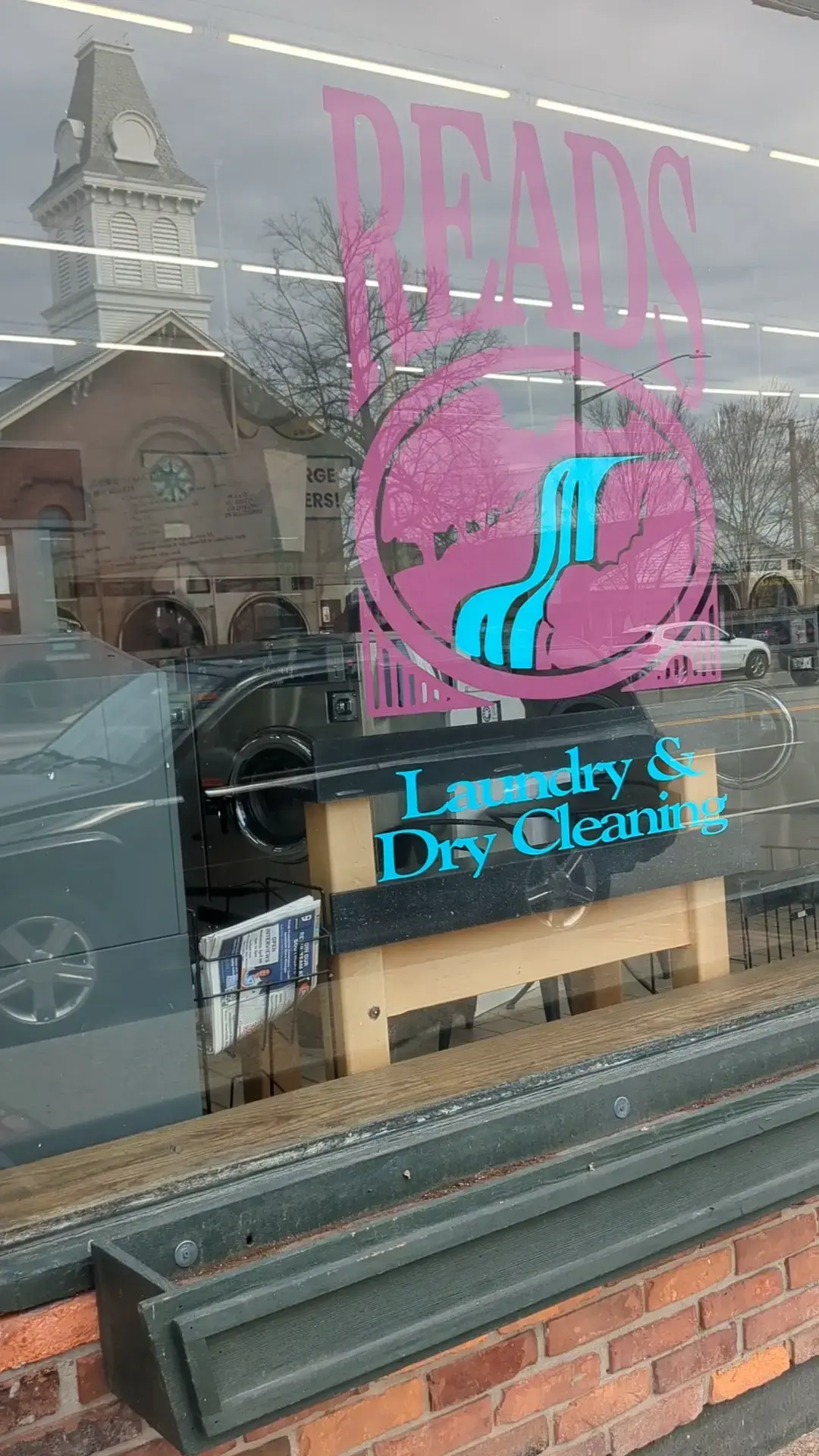 Read's Dry Cleaners thumbnail 17