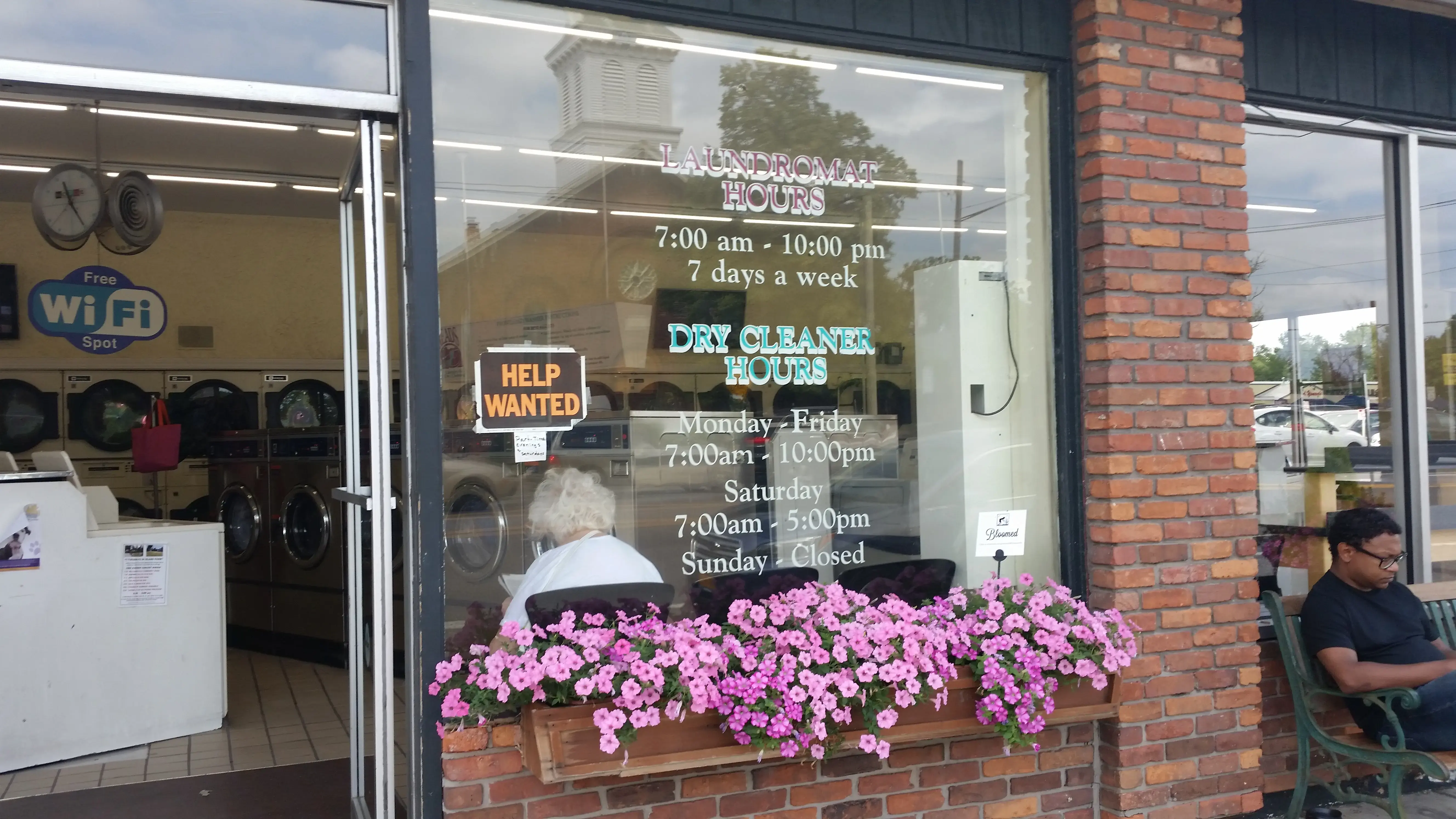 Read's Dry Cleaners - Image 8