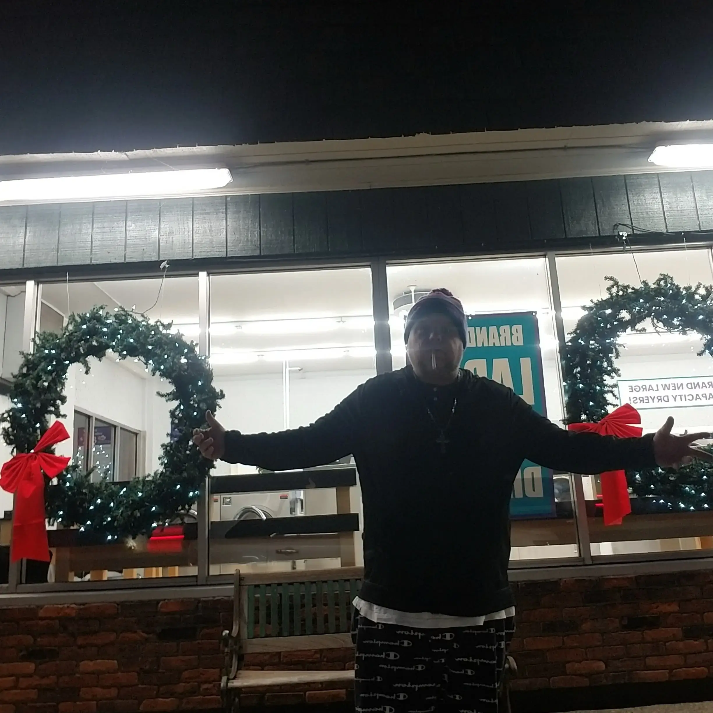 Read's Dry Cleaners - Image 14