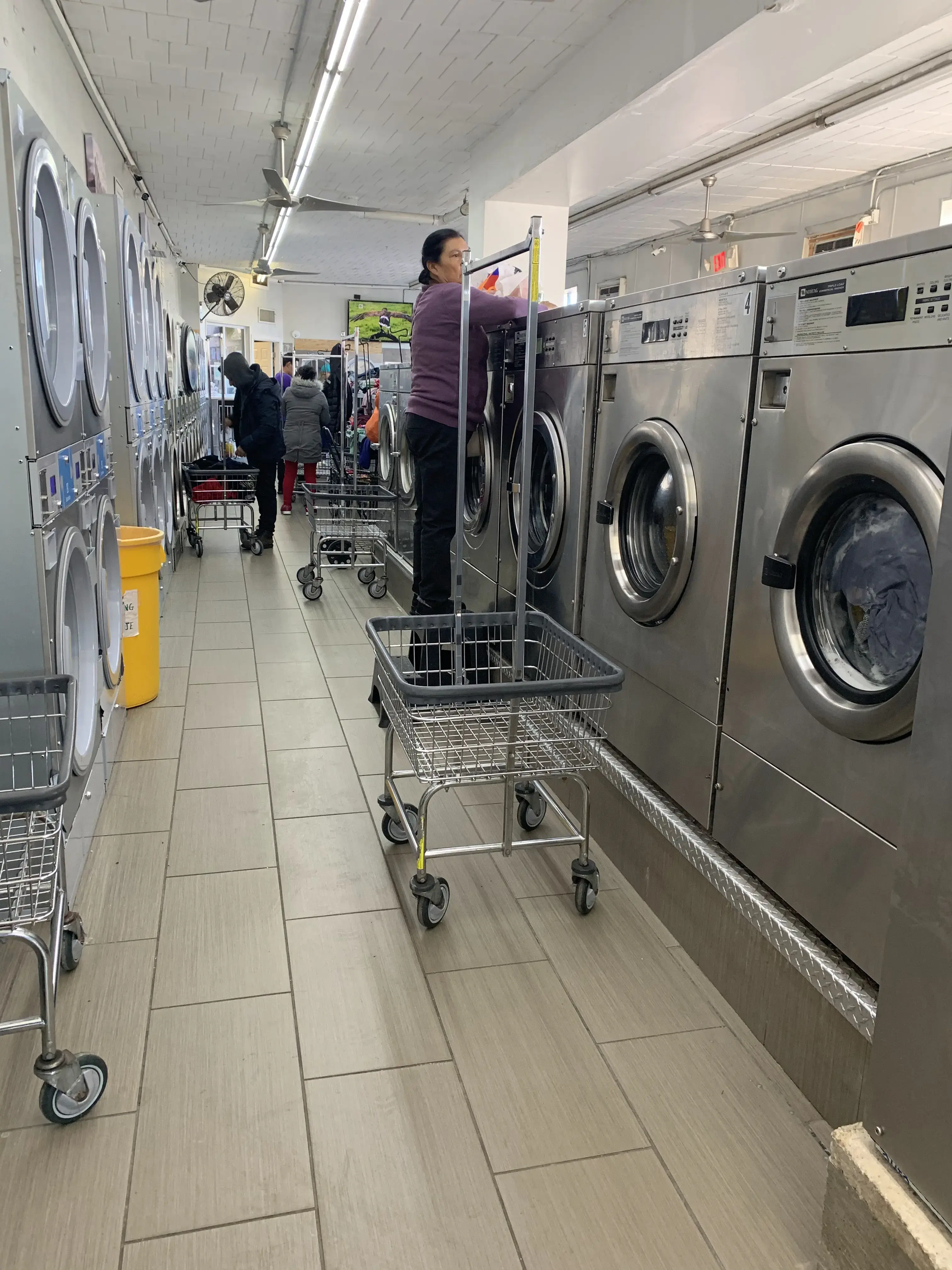 Red Bank Laundry Center thumbnail 8