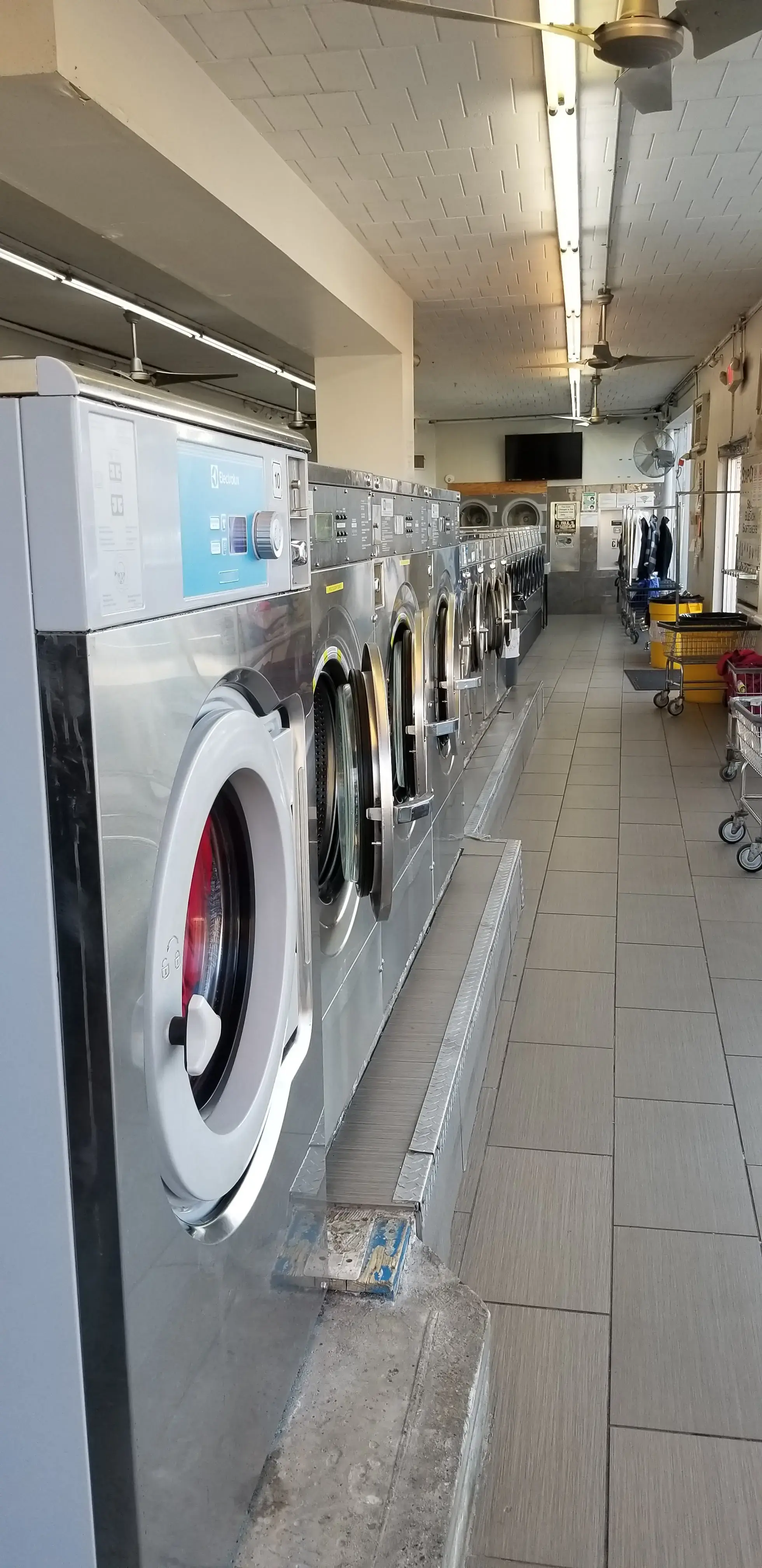 Red Bank Laundry Center location