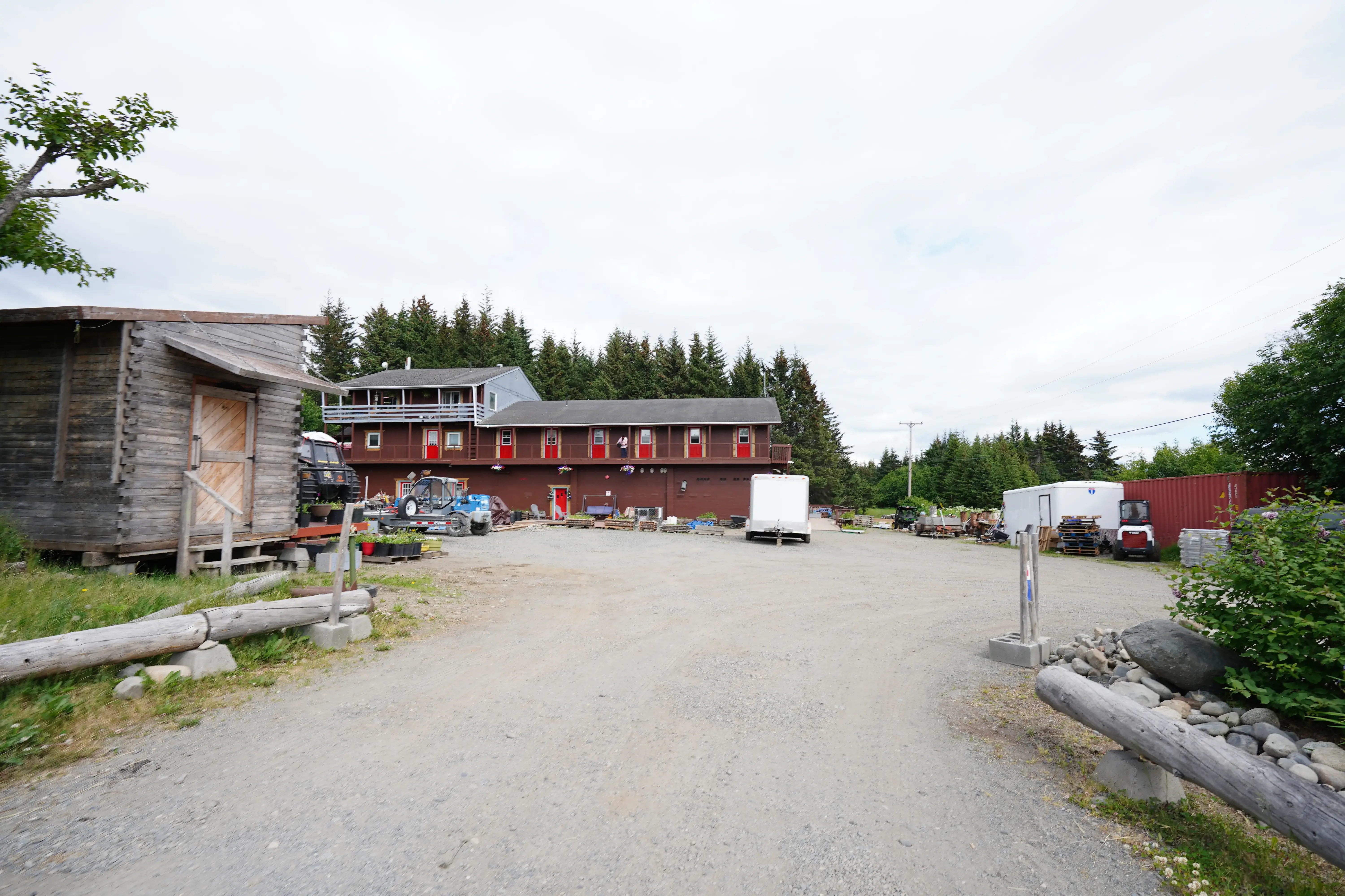 Red Door Laundry - Image 13
