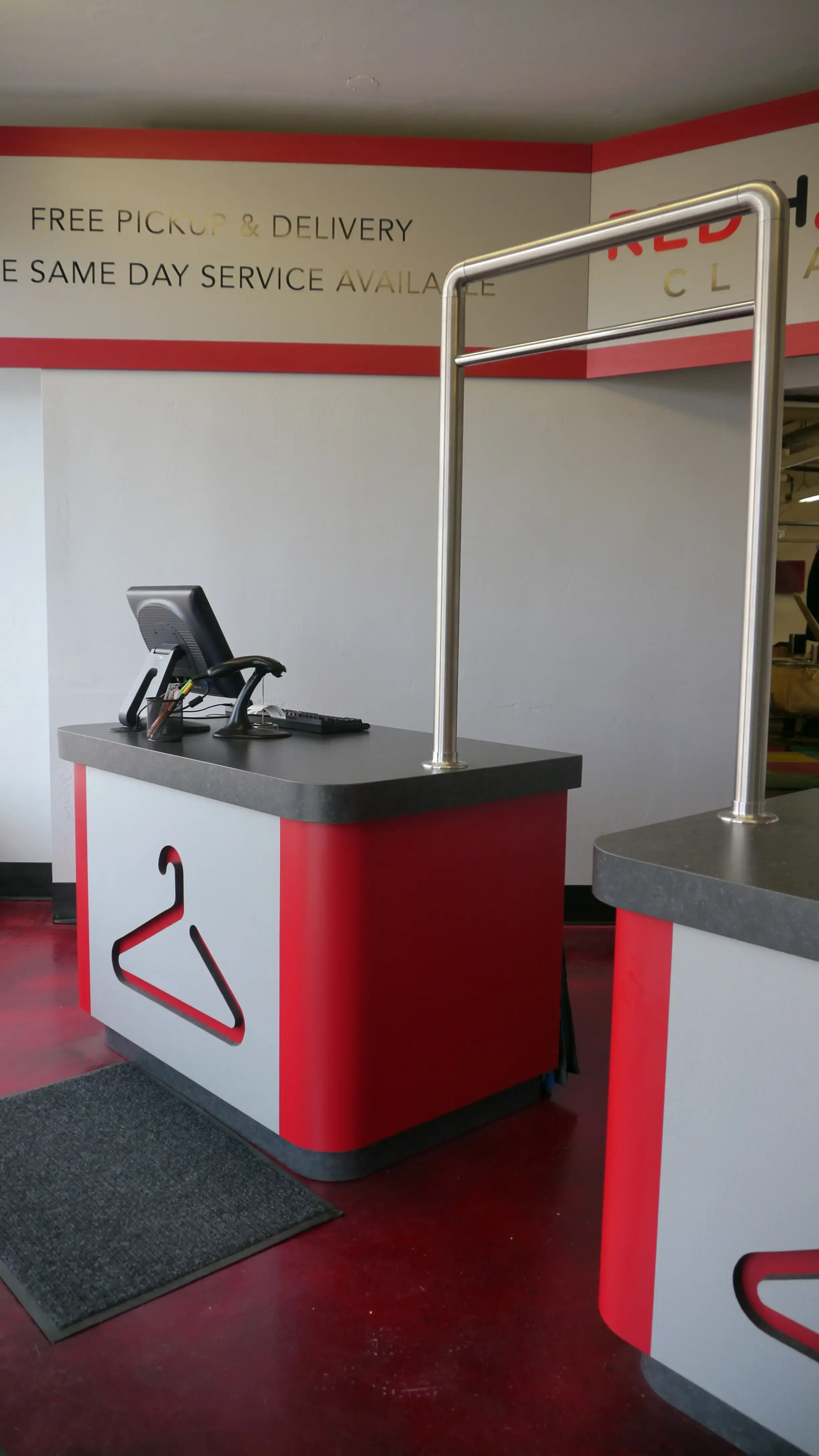 Red Hanger - Bountiful - Image 3