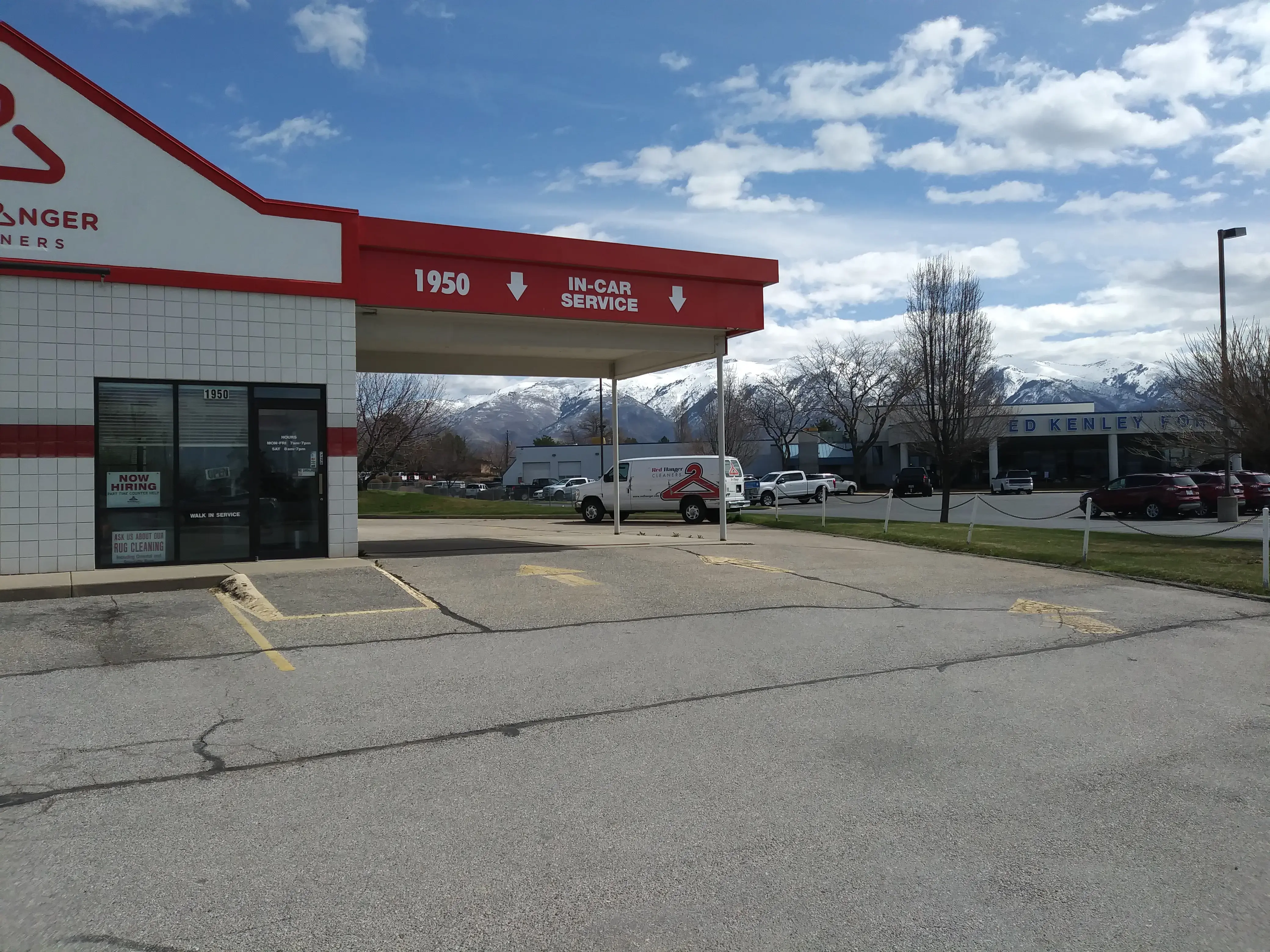 Red Hanger - Layton - Image 7