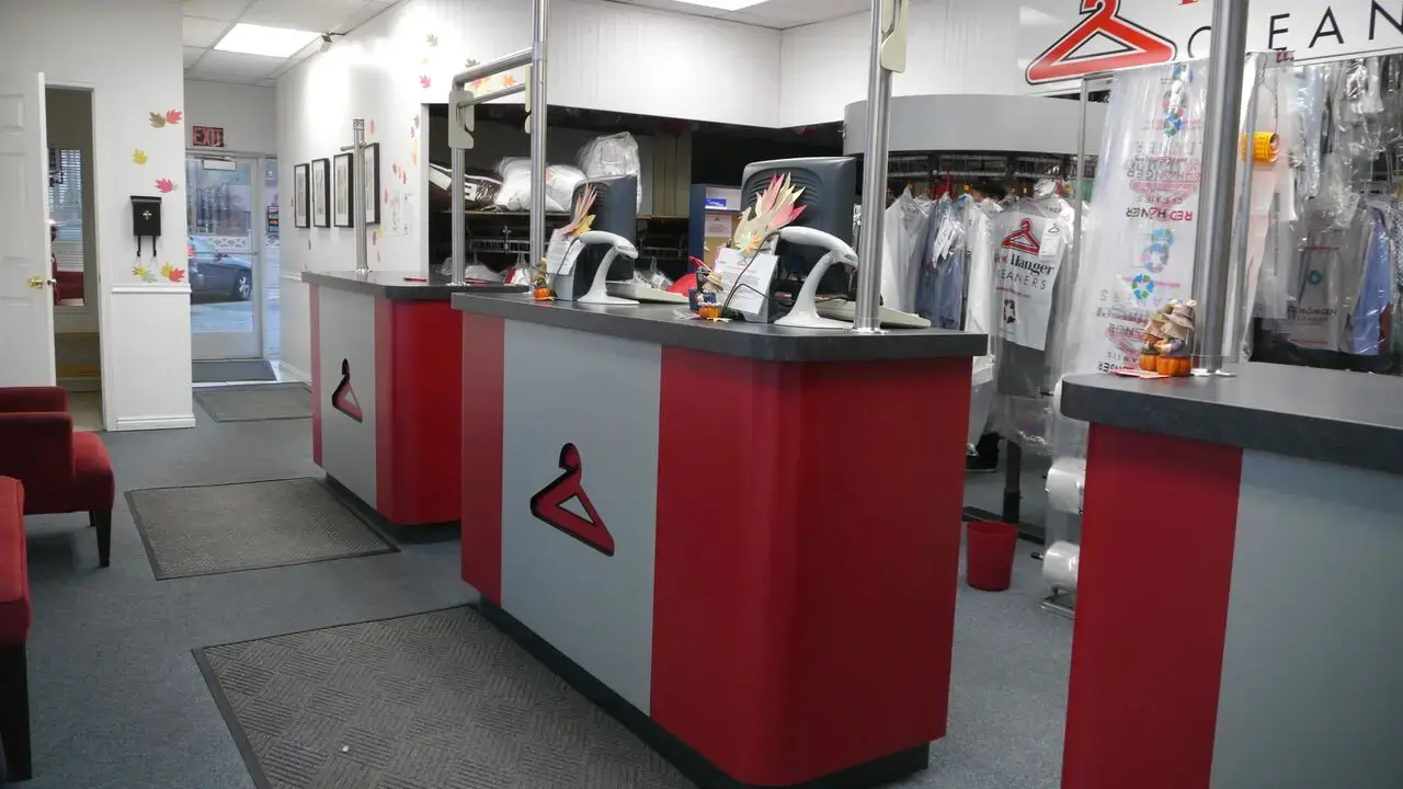 Red Hanger - Millcreek - Image 5