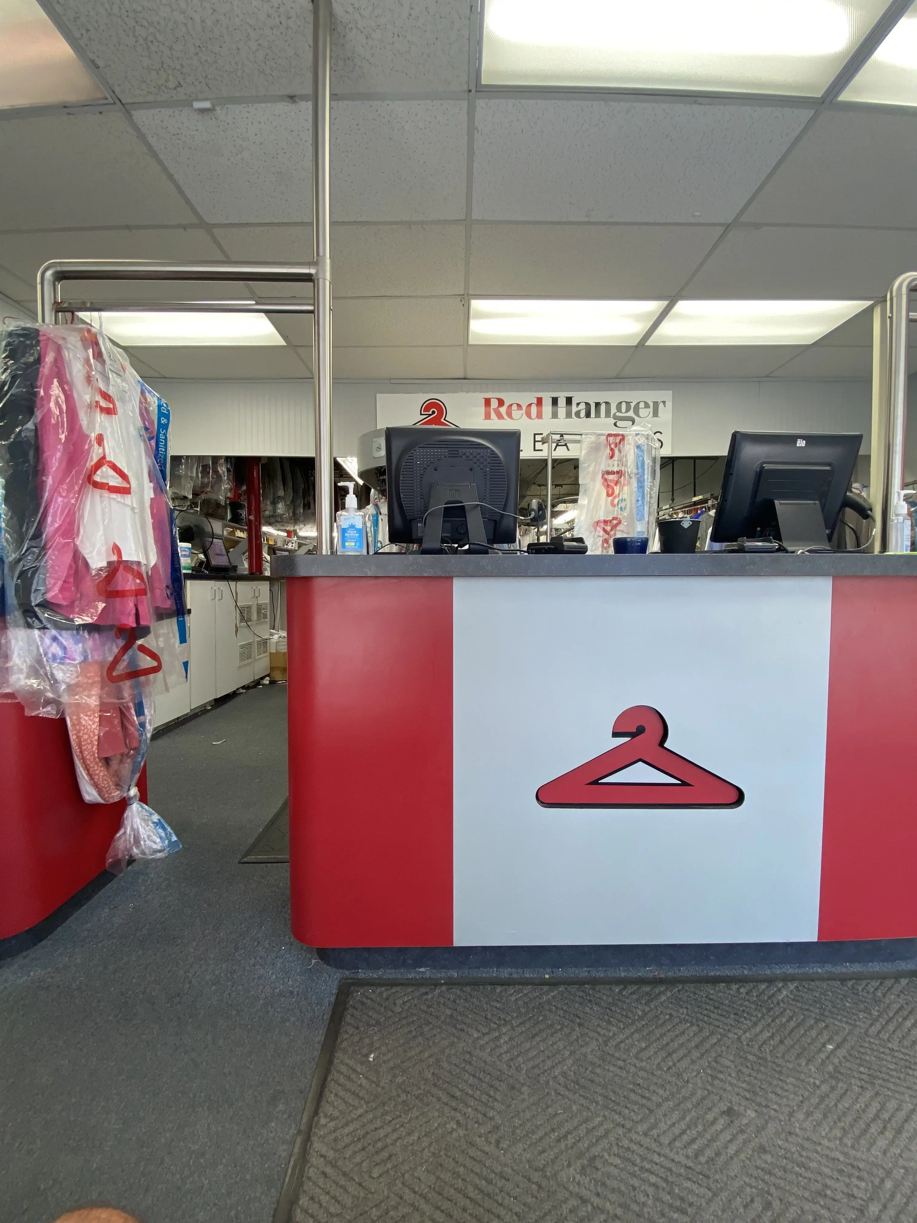 Red Hanger - Millcreek - Image 9