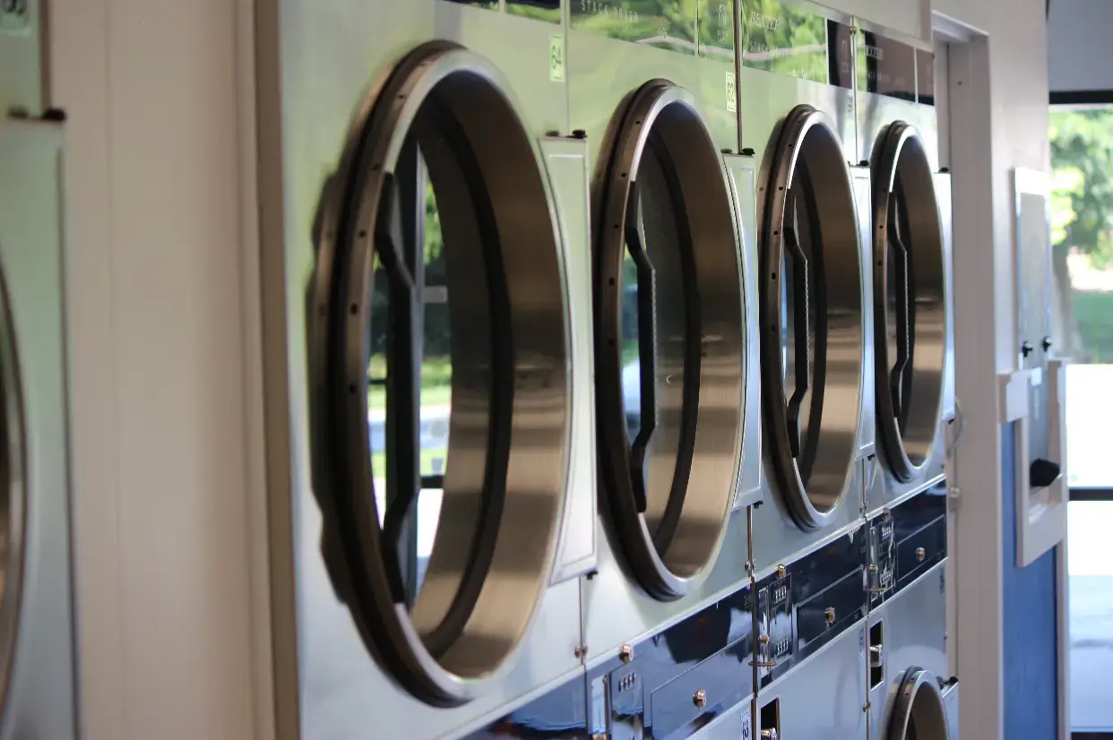 Redan Coin Laundry - Image 3