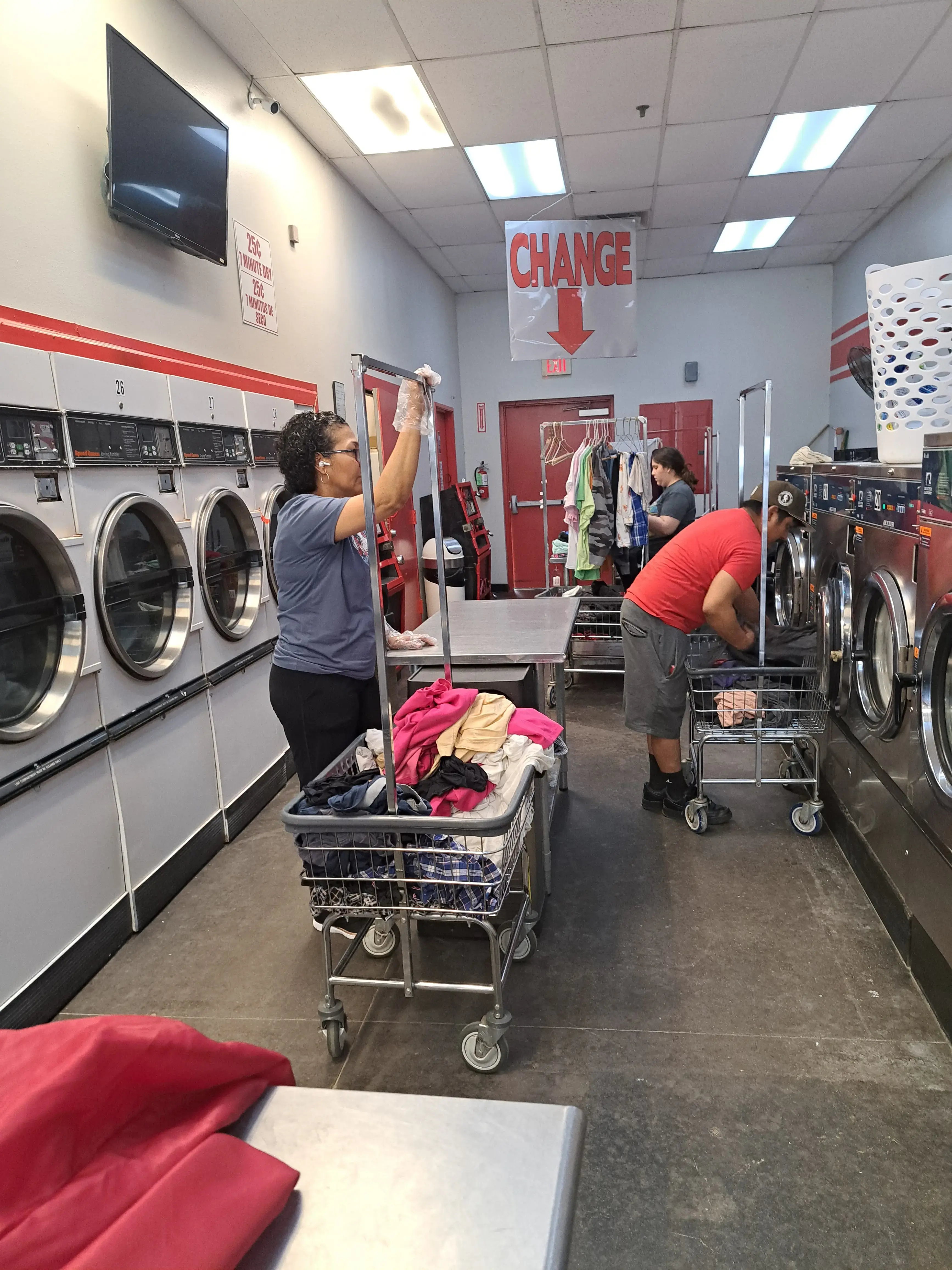 Red's Laundry - Image 1