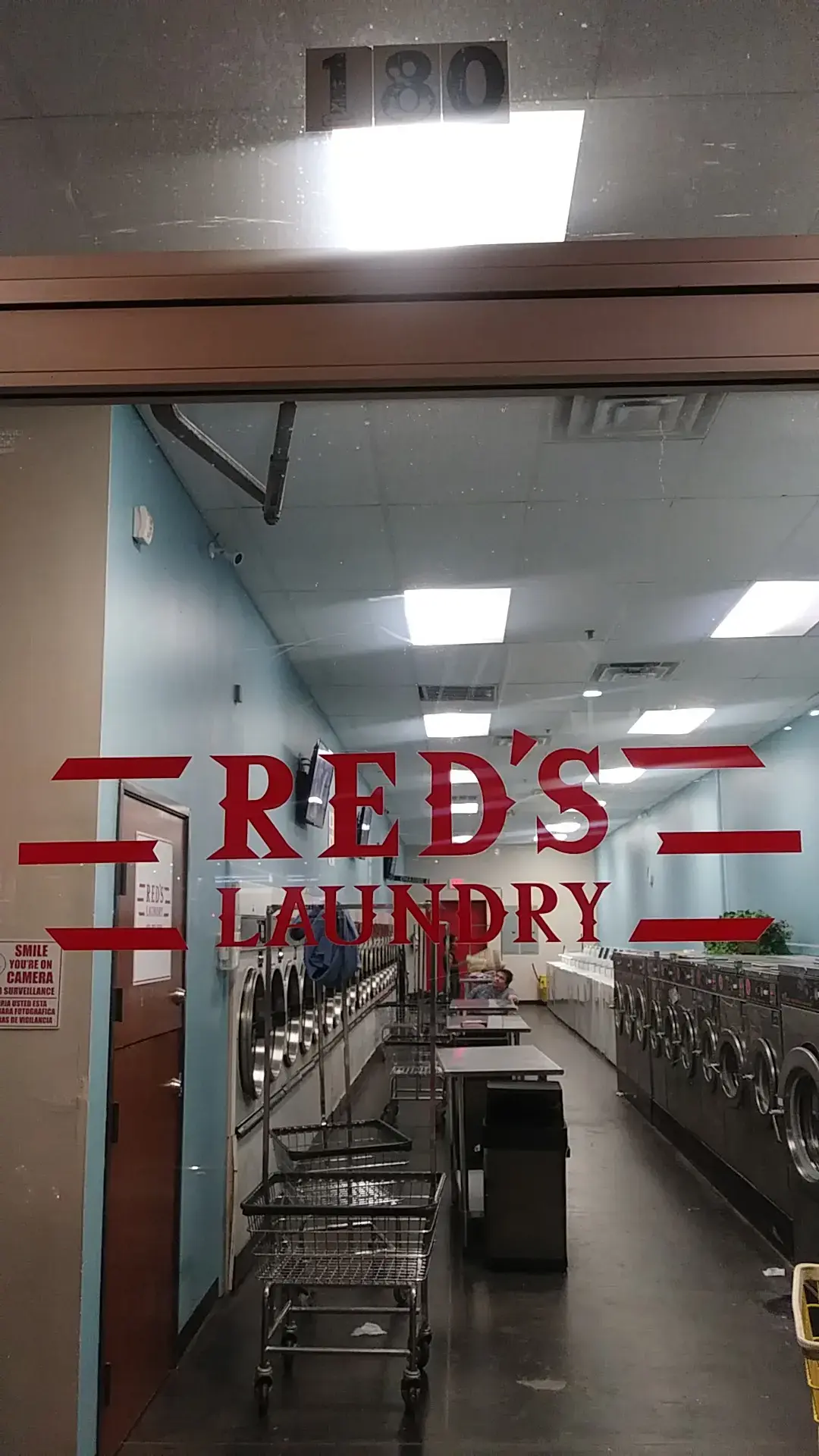 Red's Laundry thumbnail 12
