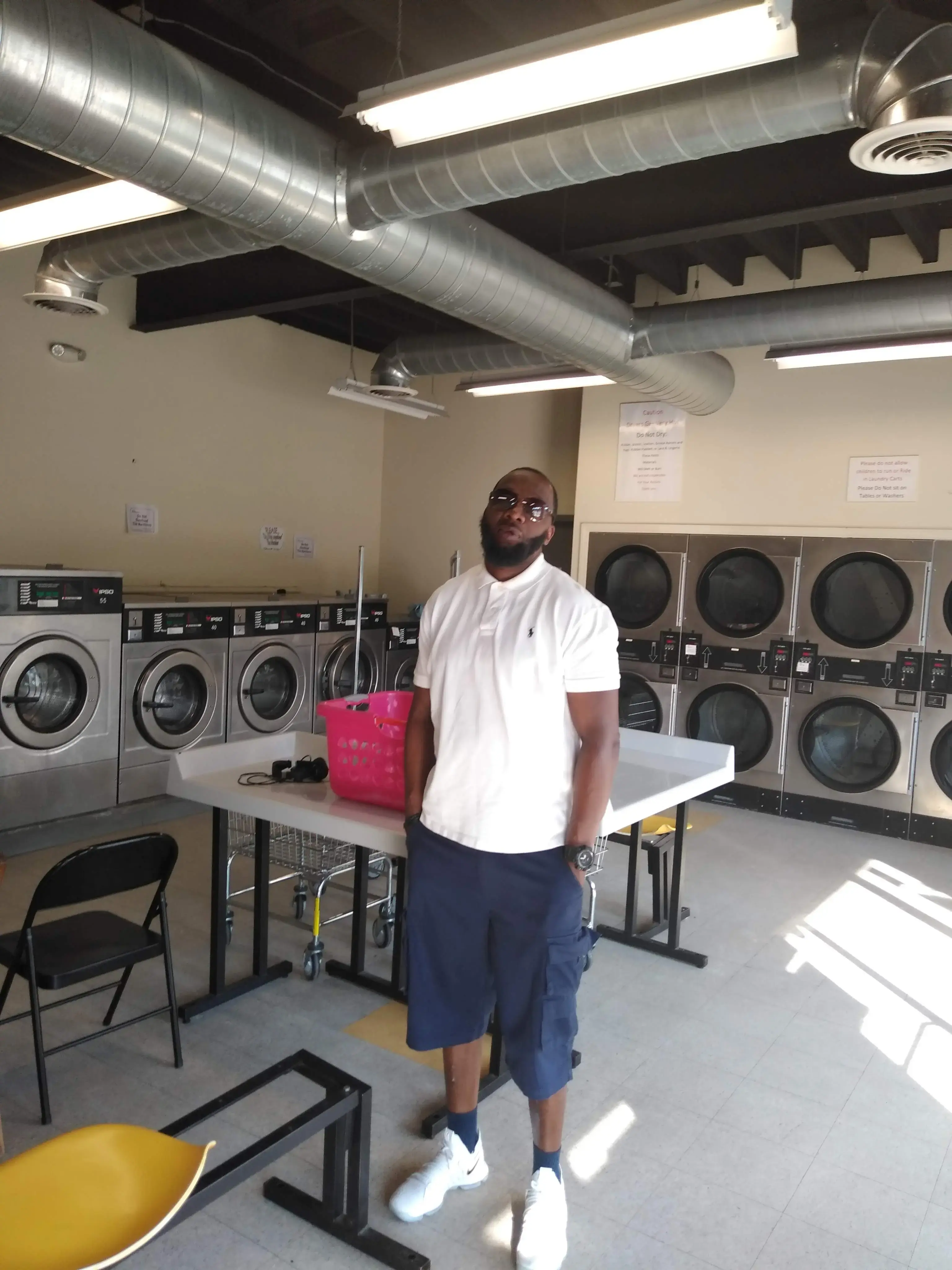 REfresh Laundry location