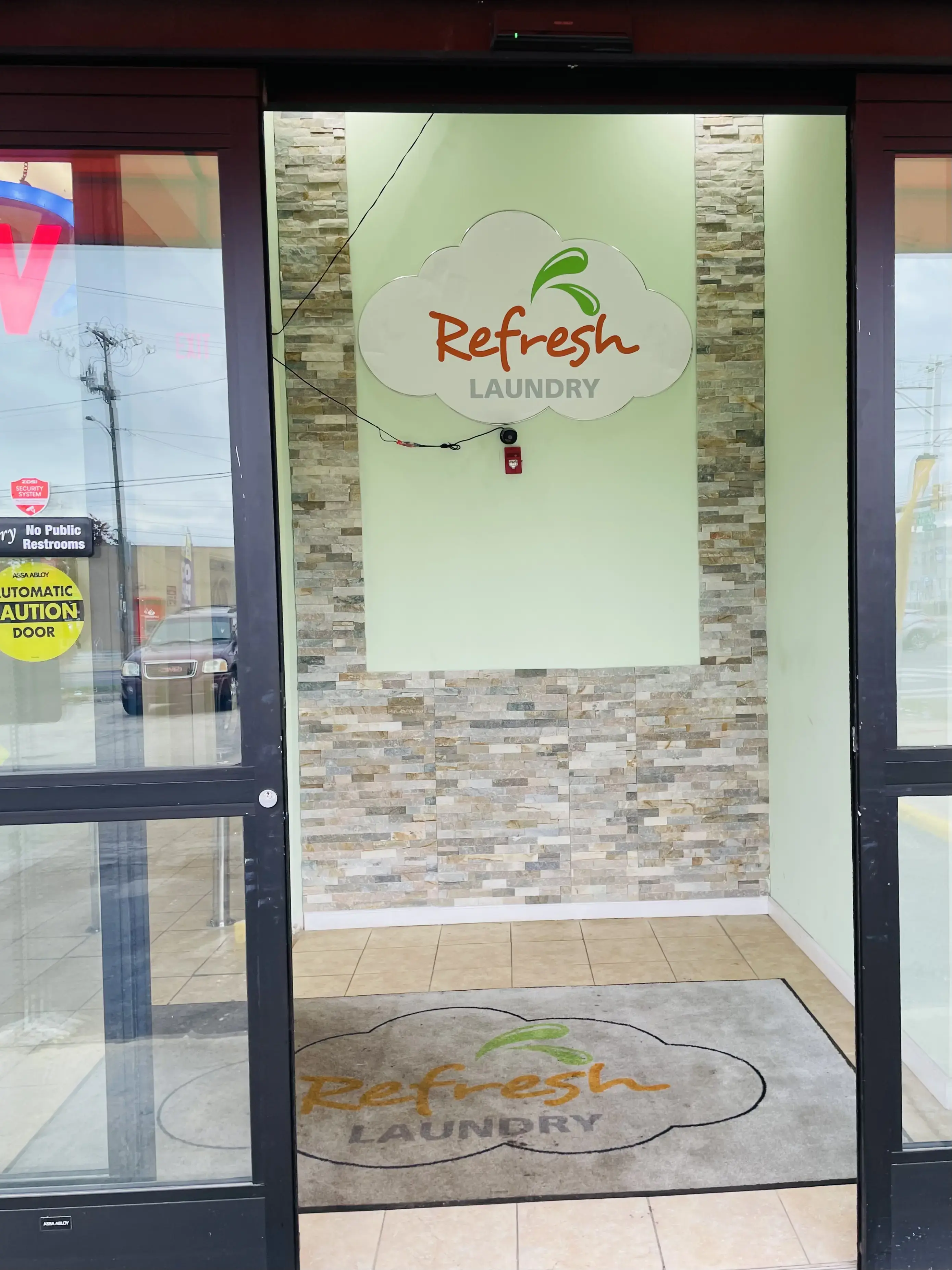 Refresh Laundry - Image 18