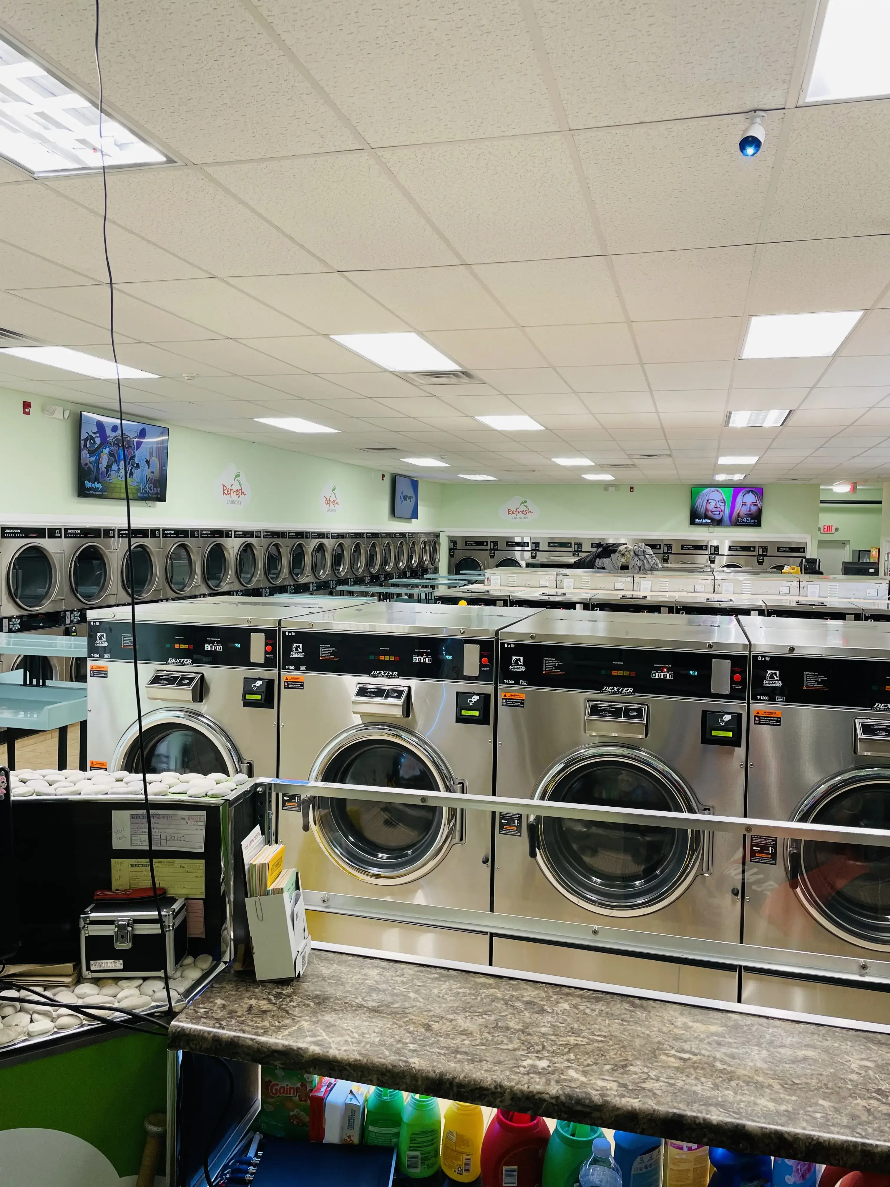 Refresh Laundry thumbnail 20