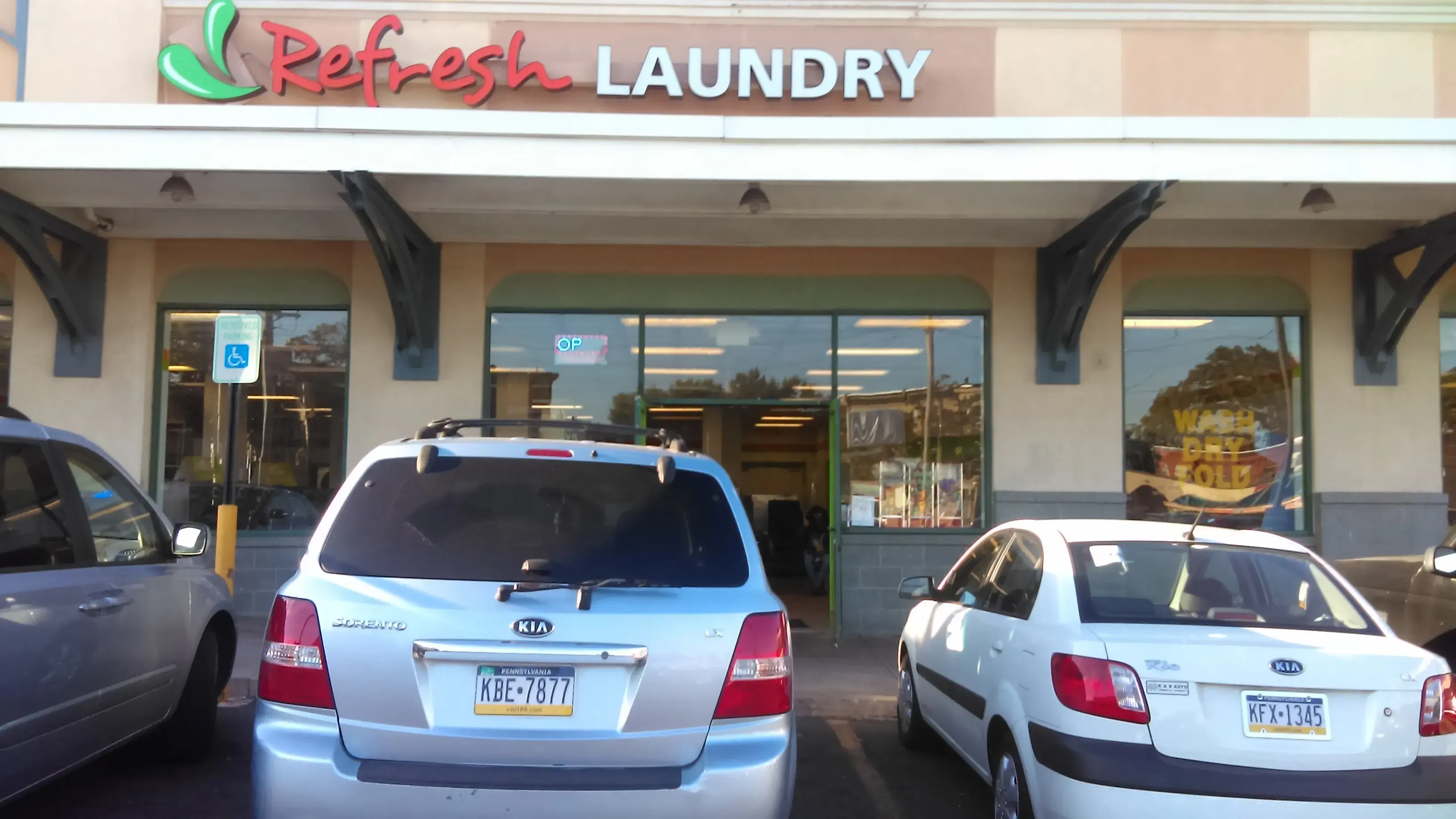 Refresh Laundry - Image 19