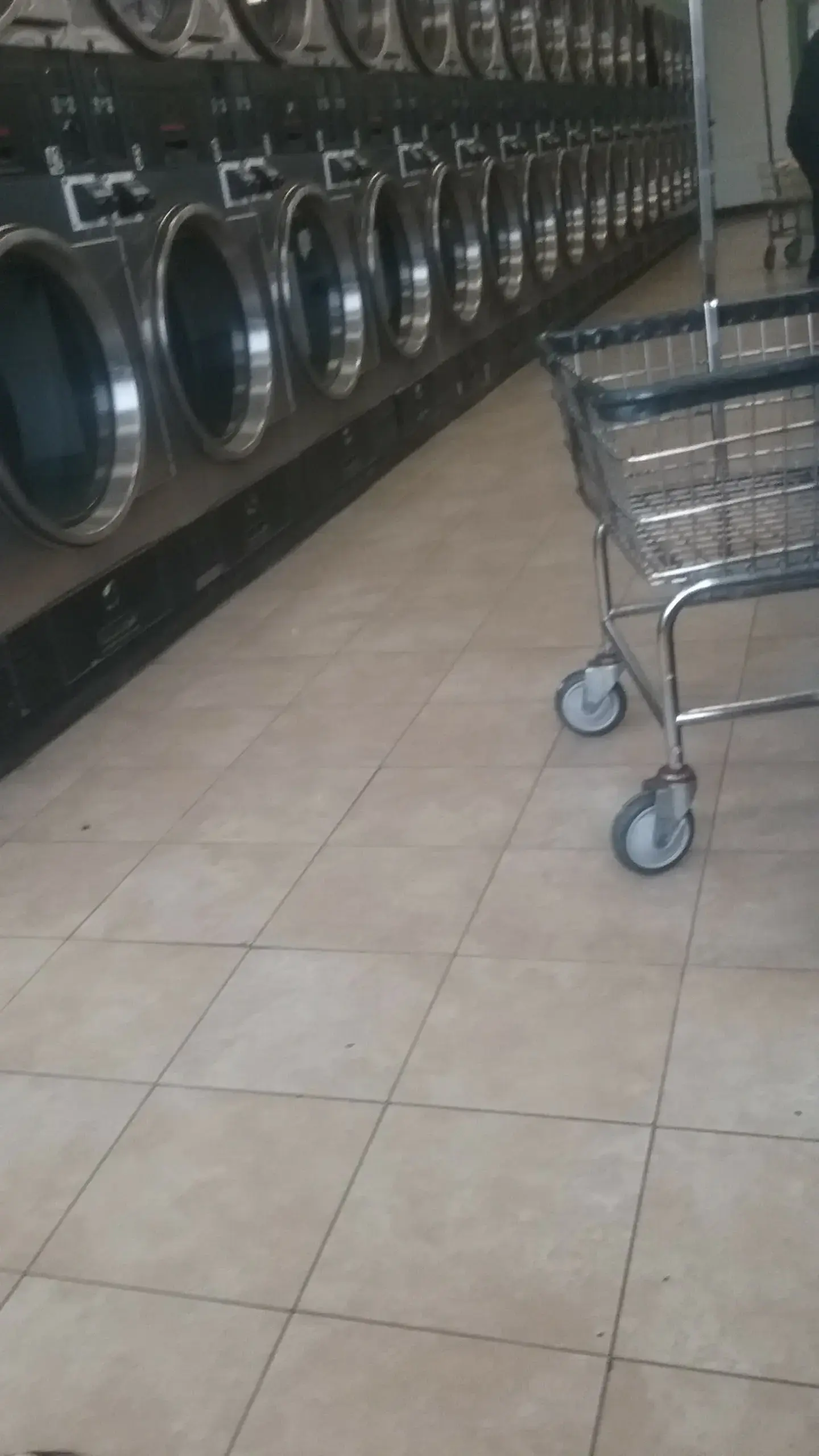 Refresh Laundry thumbnail 10