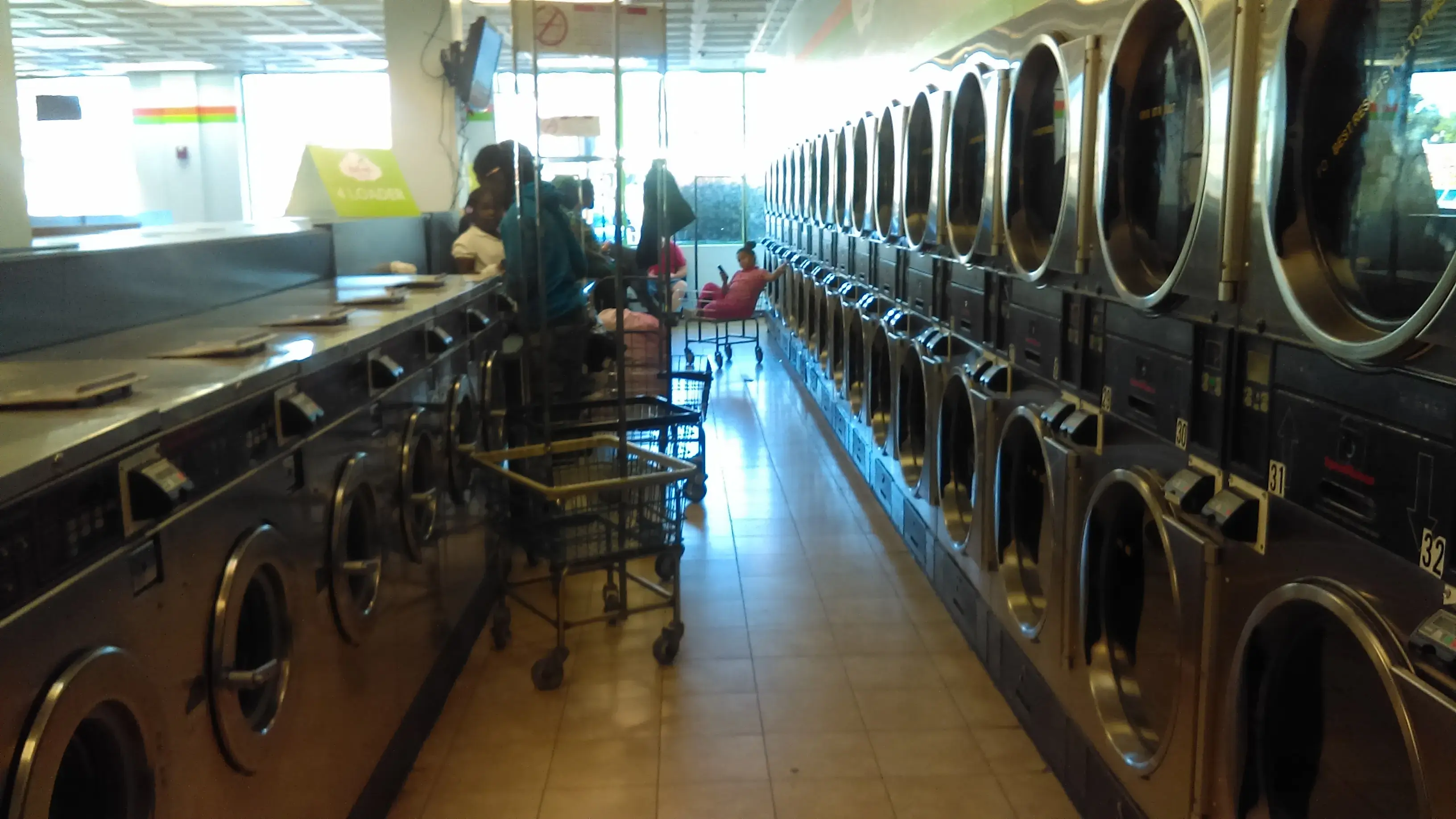 Refresh Laundry - Image 20