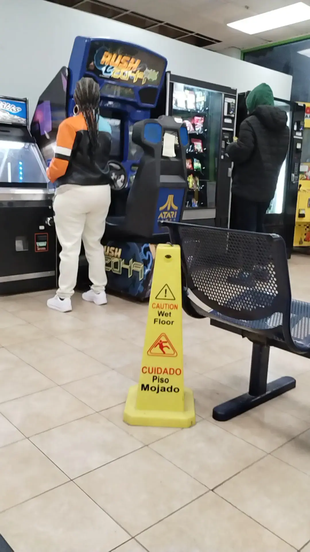 Refresh Laundry - Image 18