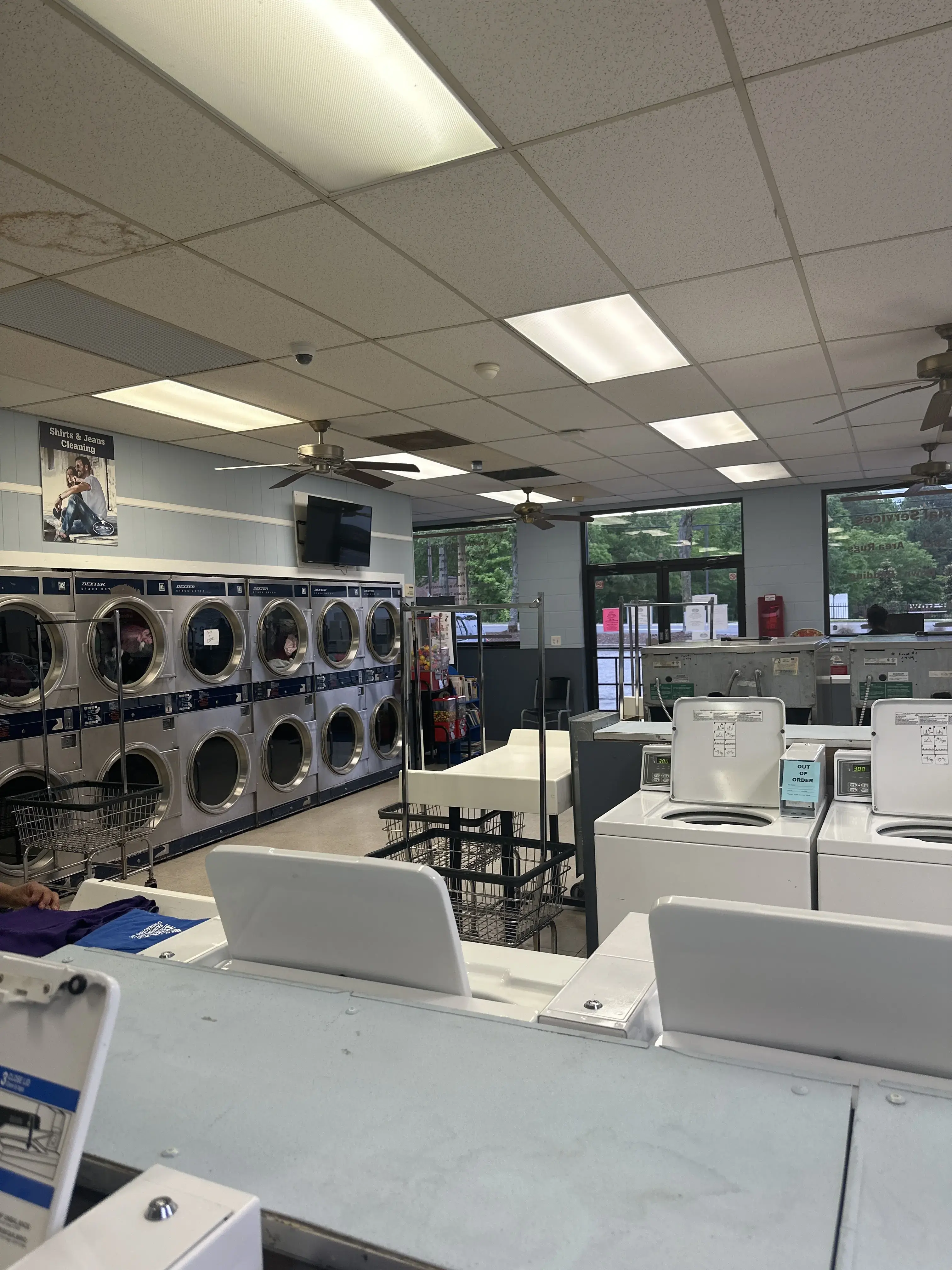 Regency Cleaners & Laundromat thumbnail 3