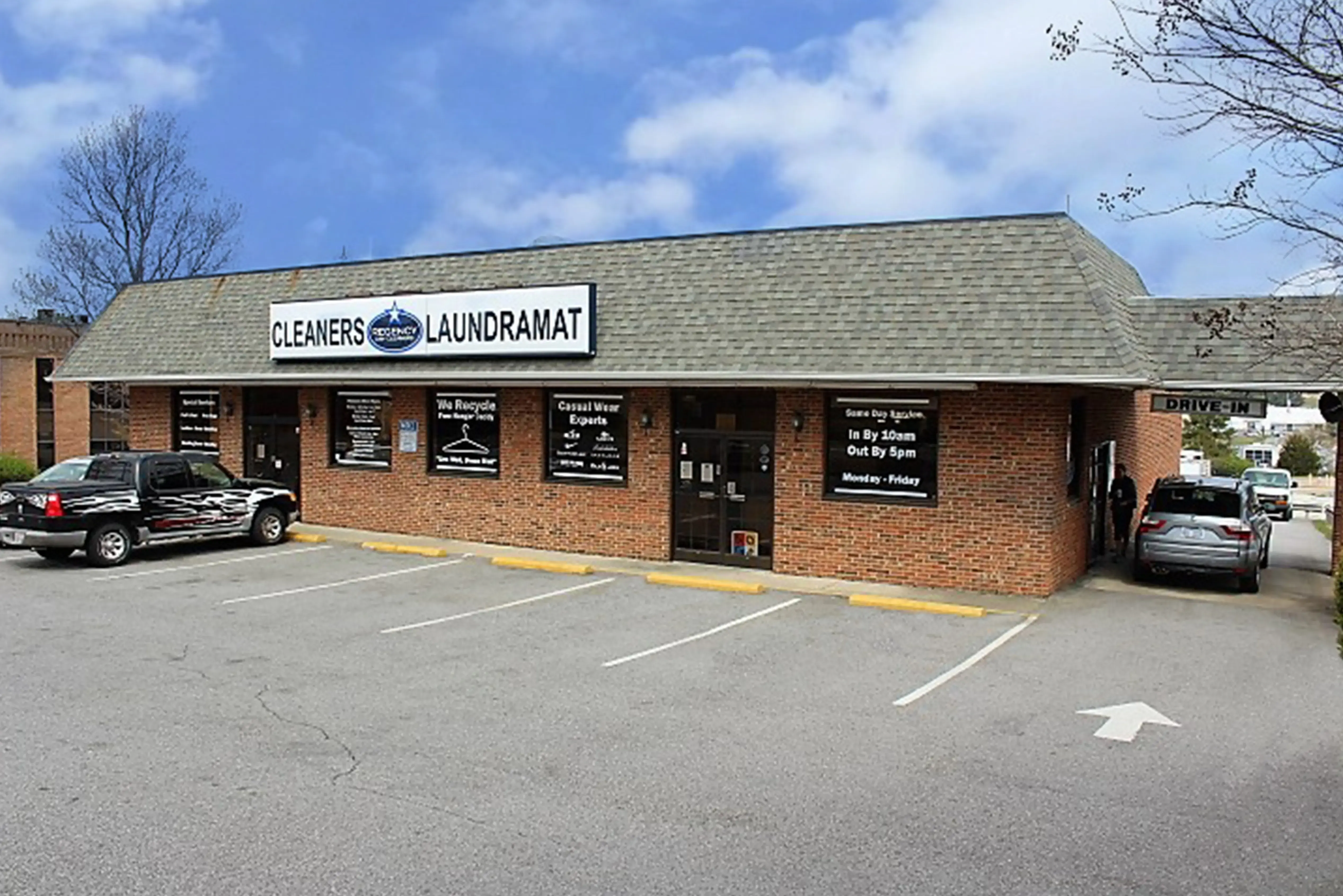 Regency Cleaners & Laundromat location