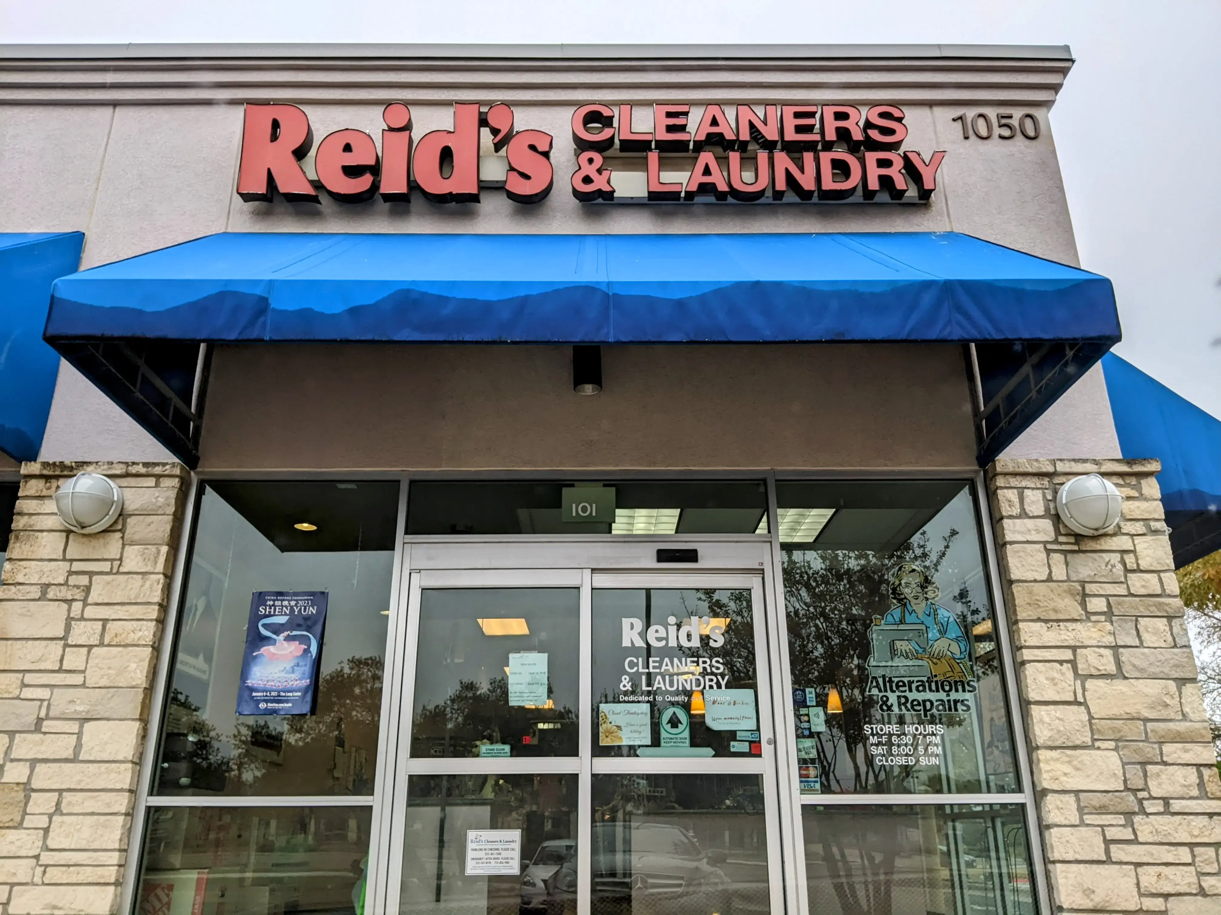 Reid's Cleaners & Laundry thumbnail 2