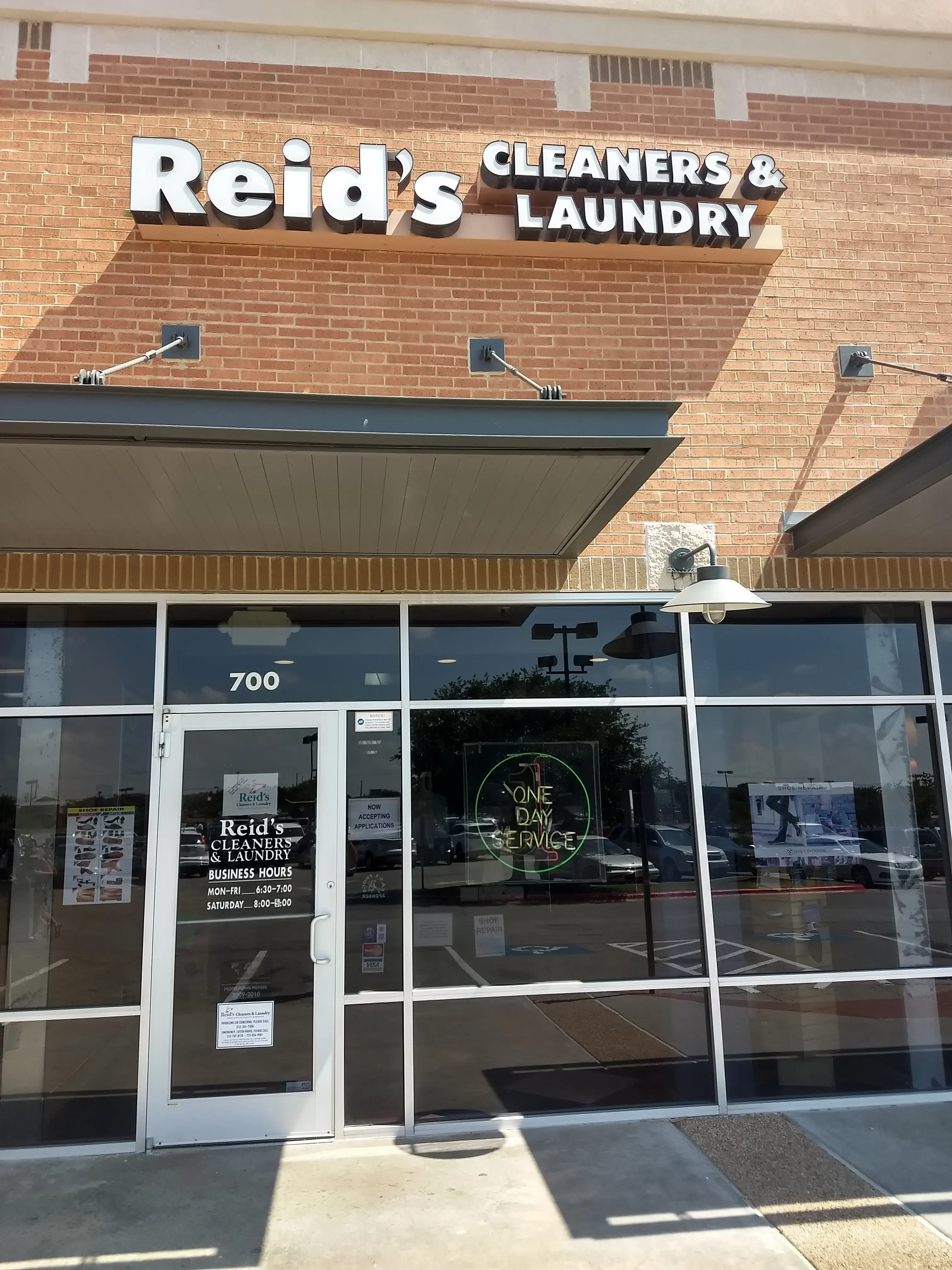 Reid's Cleaners & Laundry location