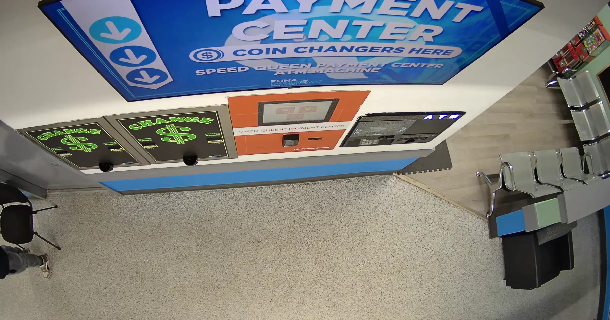 Reina Laundromat thumbnail 3