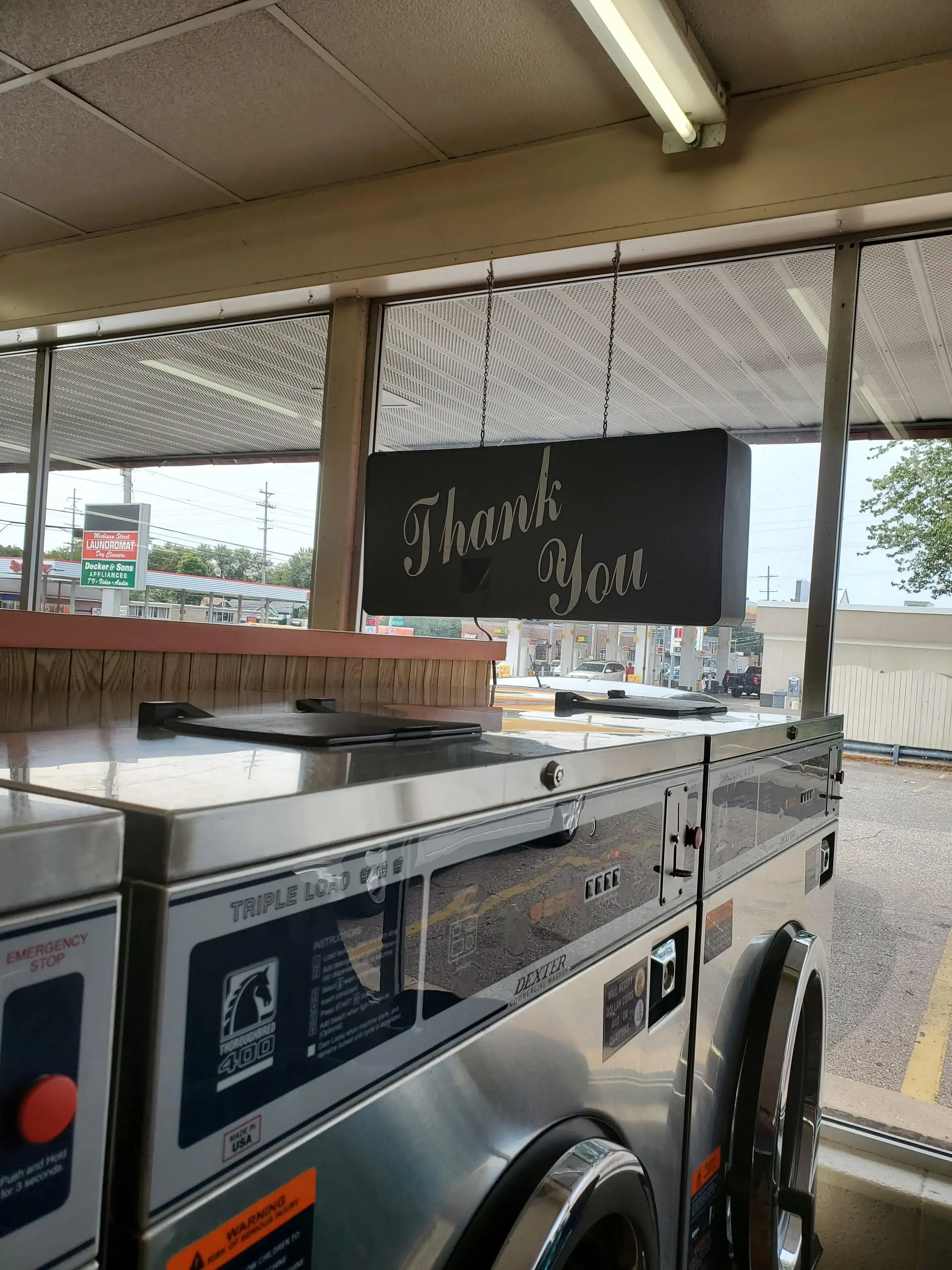 REJUV Laundromat - Michigan Street thumbnail 15